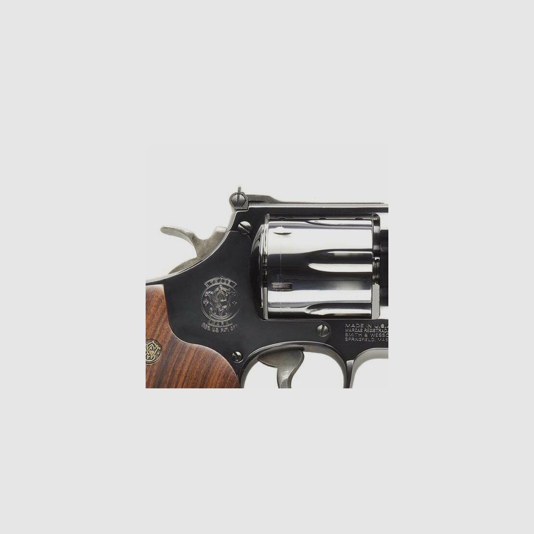 Smith & Wesson 29 4''​ .44RemMag Revolver