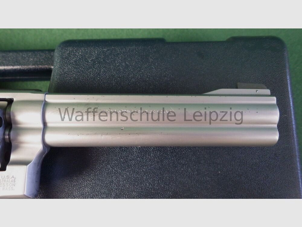 Smith & Wesson 617 Doelkampioen