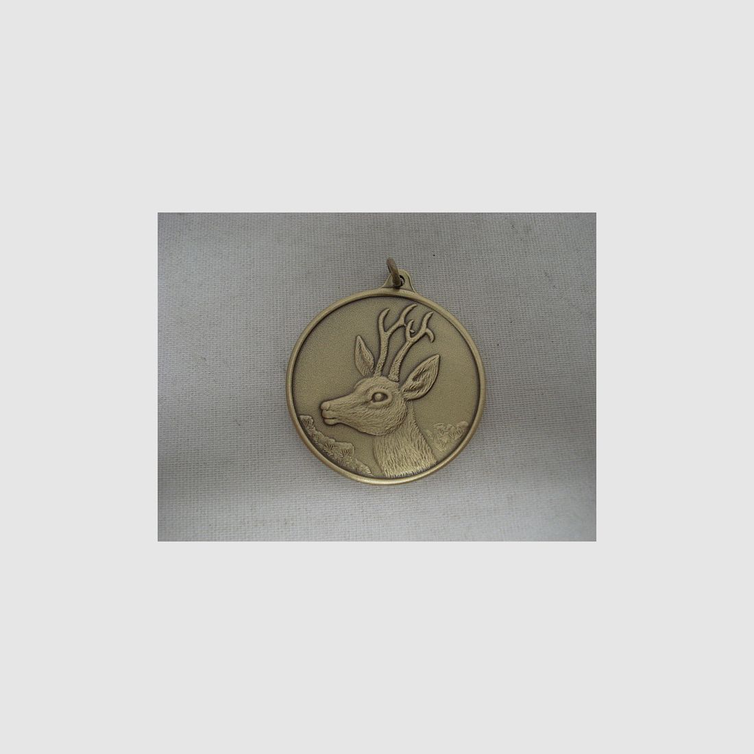 Jagdmedaille Rehbock-bronze - 40mm, Ring und Öse