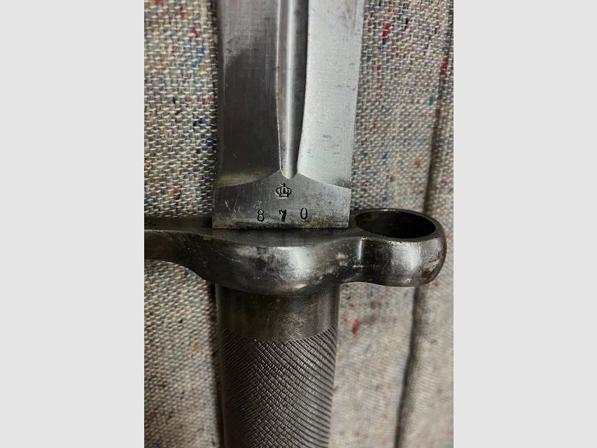 Schwedisches Bajonett Modell 1896 für den Schwedenmauser. Der Hersteller ist die Firma E.J.A.B. - Eskilstuna Jernolegets Aktion Bolaget in Eskilstuna / Schweden.