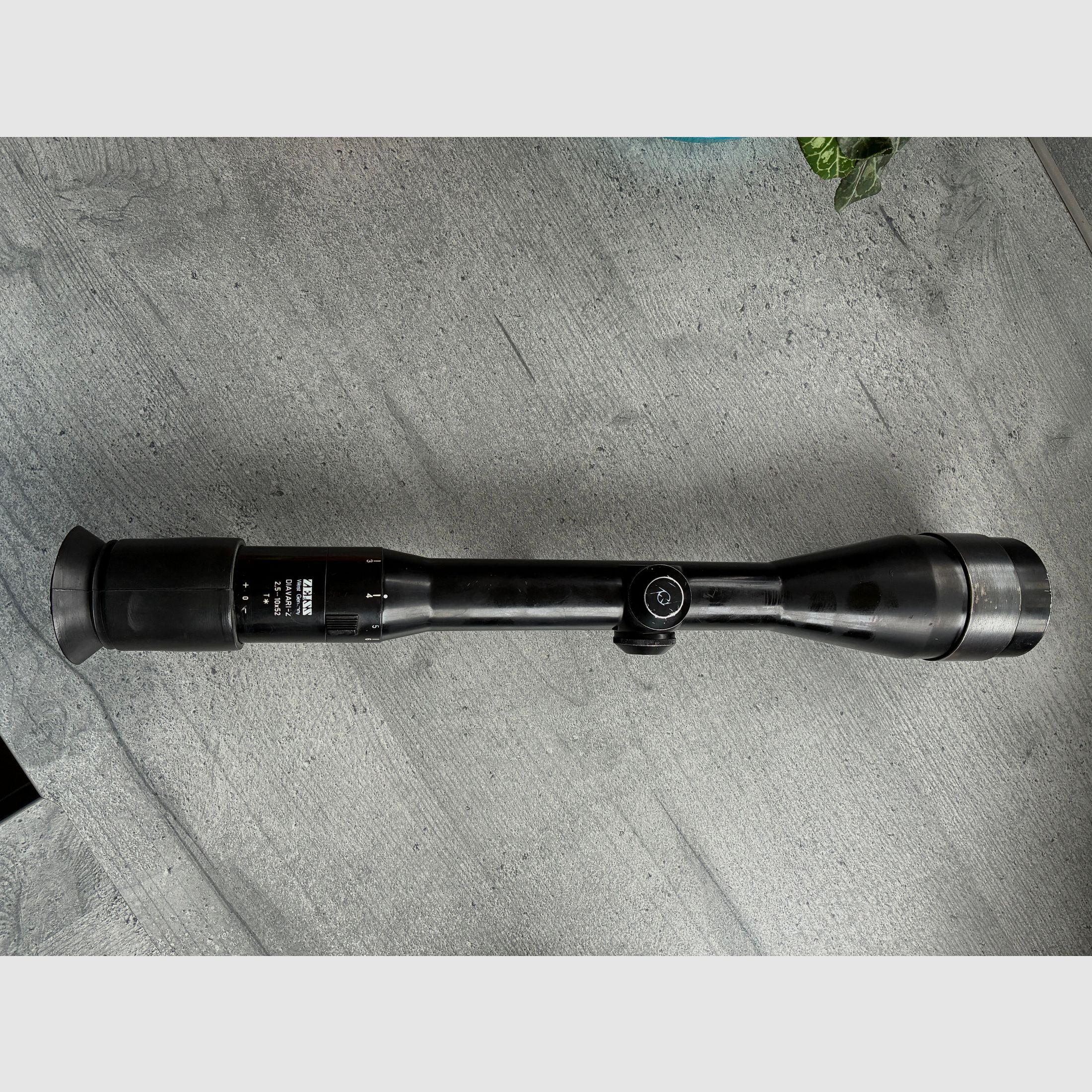 Zeiss Diavari-Z 2,5-10x52 T*