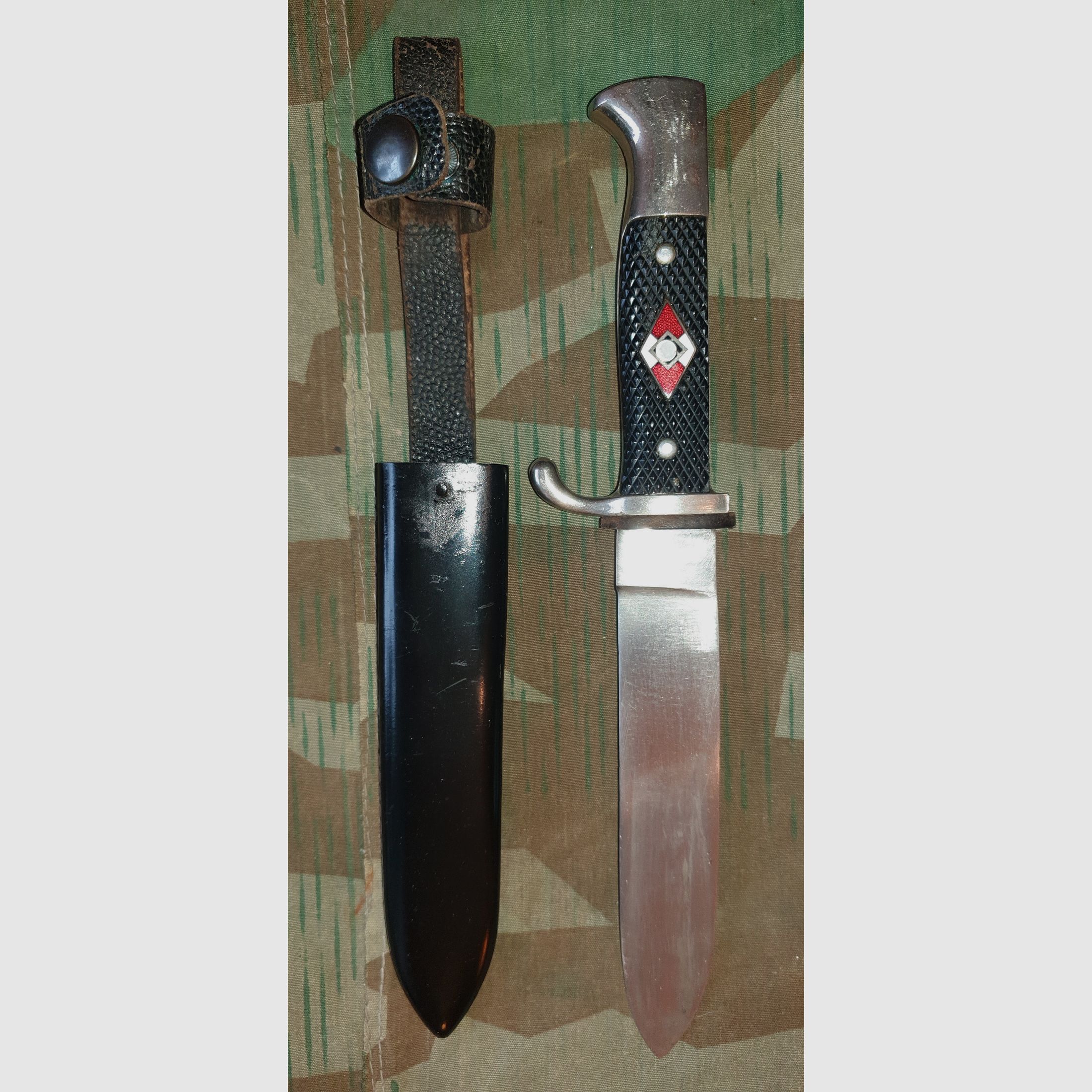 HJ hiking knife complete with sheath