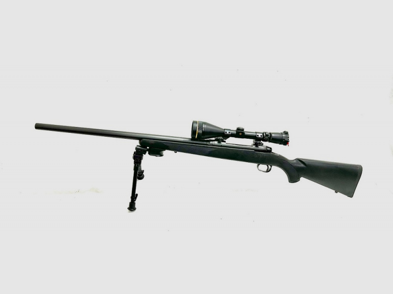 Savage 110 Tactical Kal. .300Win Mag mit Leupold ZF und 2-Bein Scharfschützengewehr