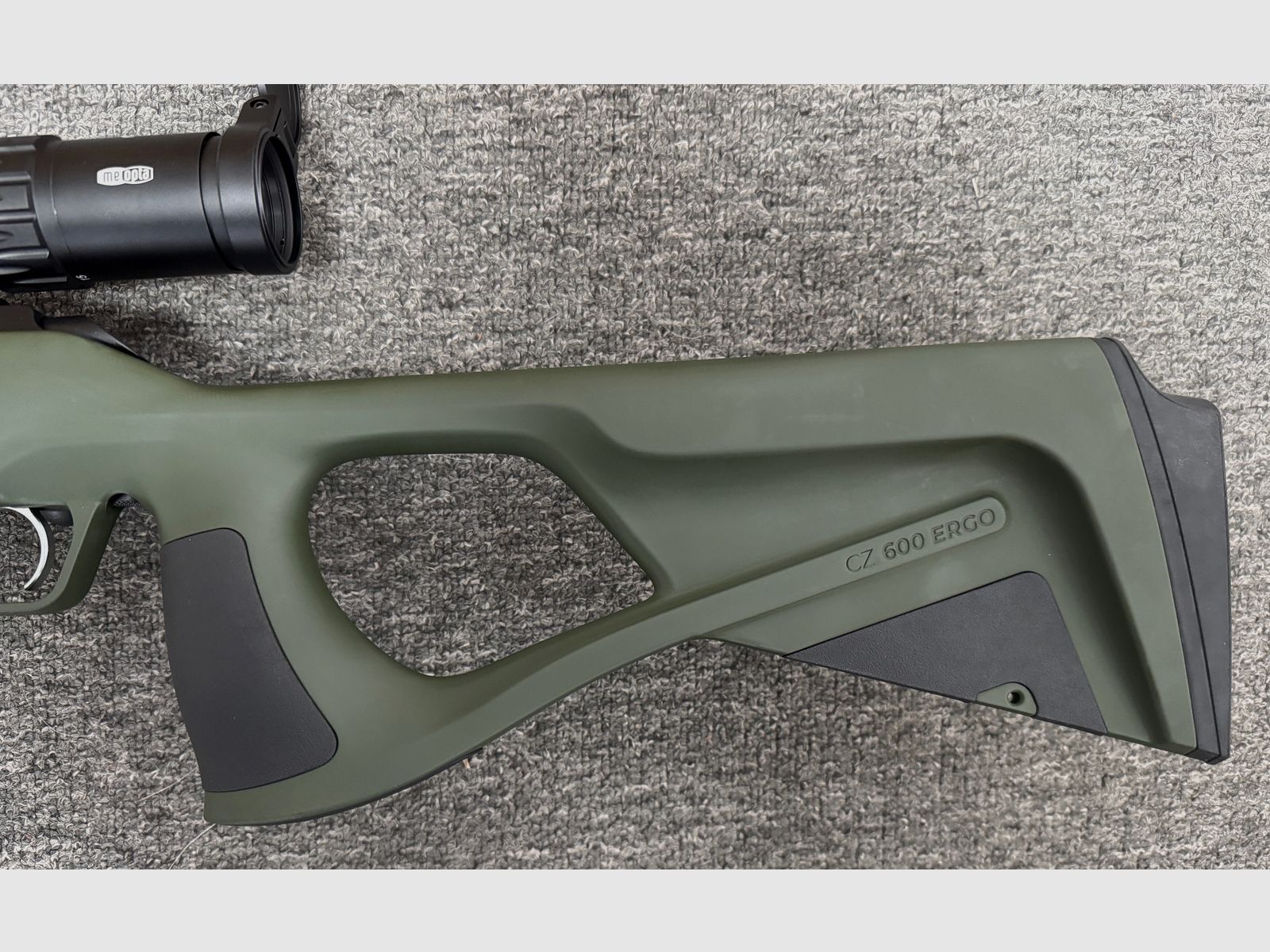 CZ 600 Plus .223 Rem. inkl. Meohunter R5 3-15x50 - Neuwaffe