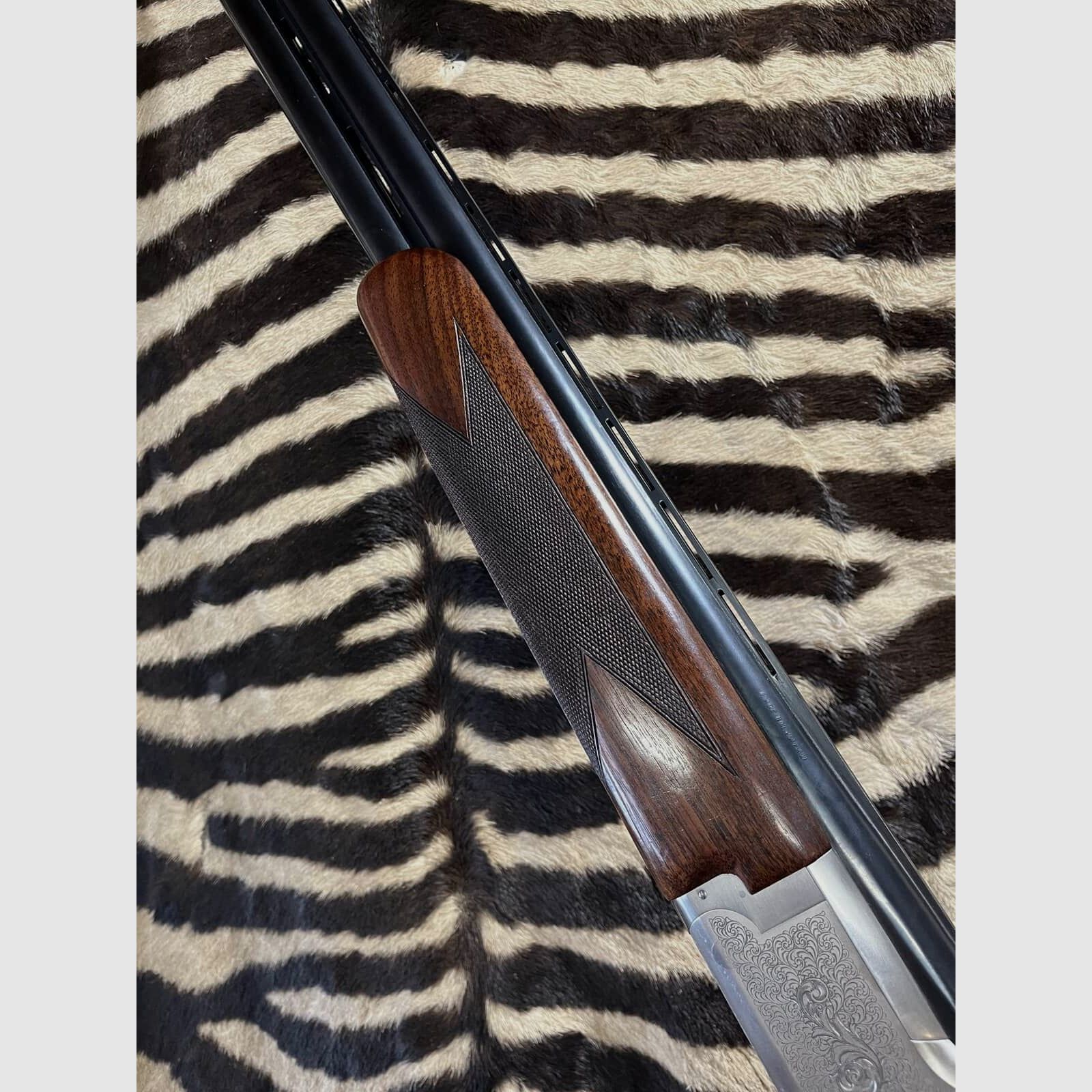 Browning B525 Liberty Light Flinte Kal.12/76 – 4 externe Chokes – Waffenkoffer, Bild 9 von 11