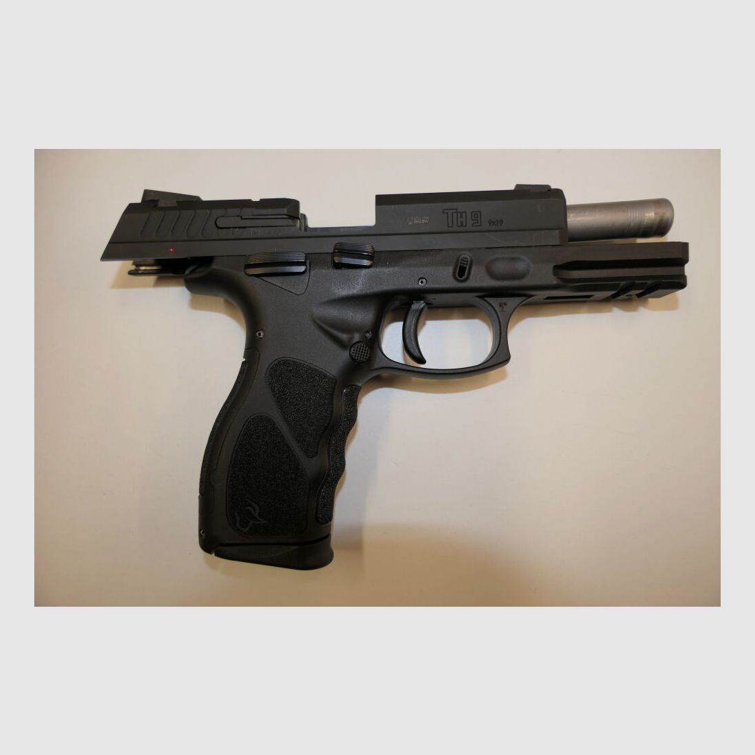 Taurus TH 9