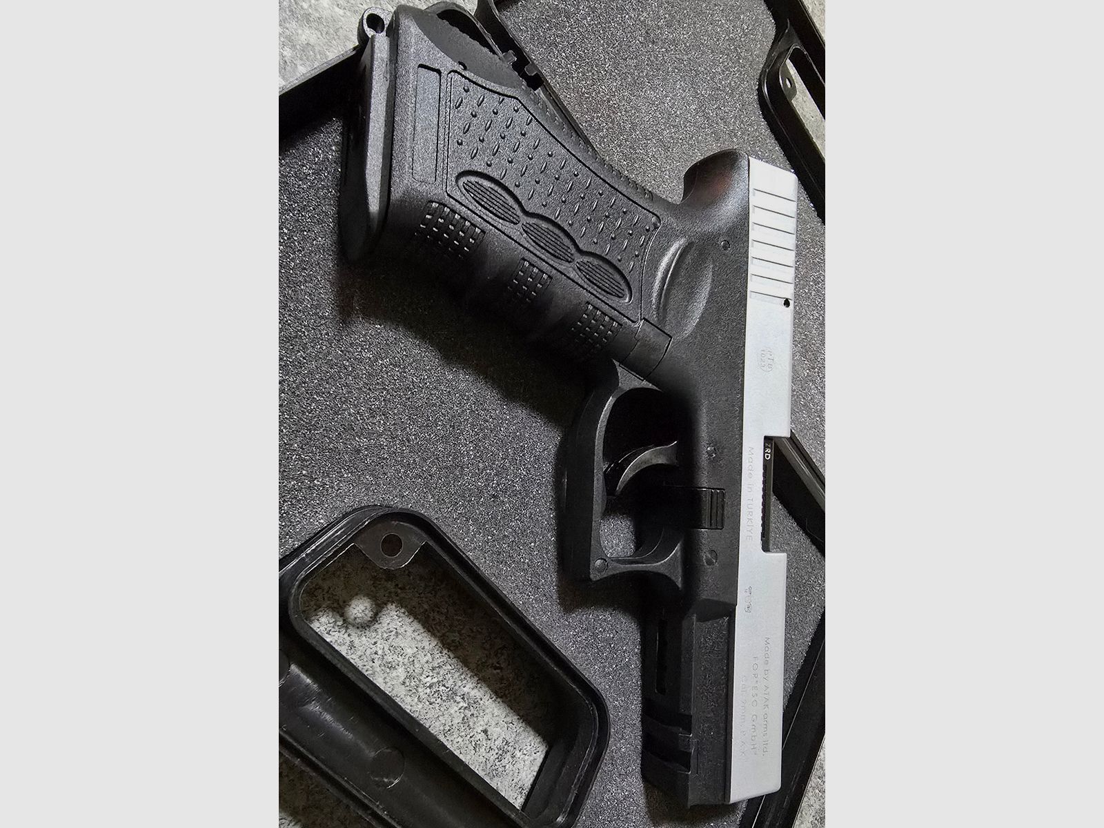 Zoraki 917 ancien PTB 1023 pistolet d'alarme 9mm PAK Silvester