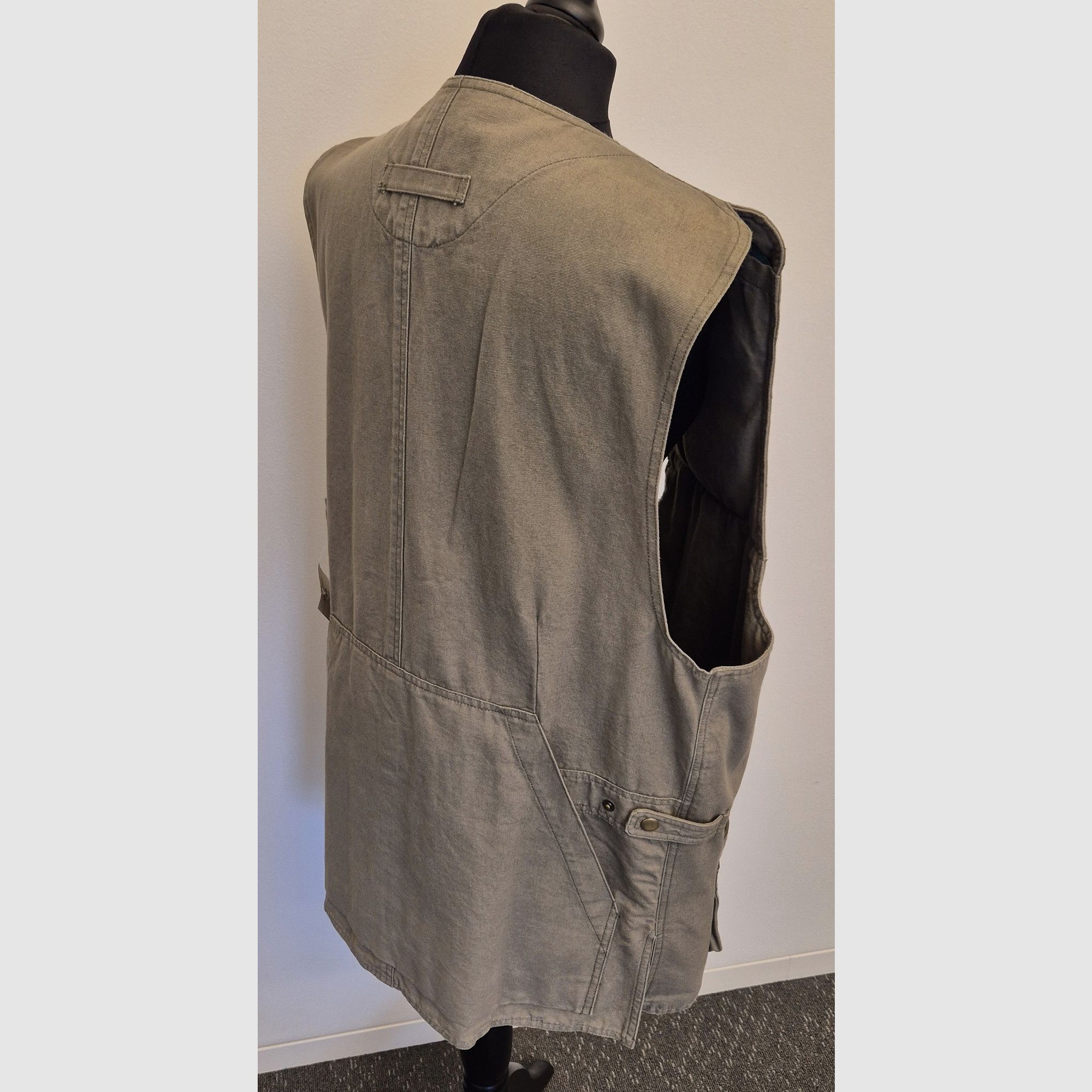 Vendo giubbotto da tiro maschile Rascher in condizioni pari al nuovo taglia 56