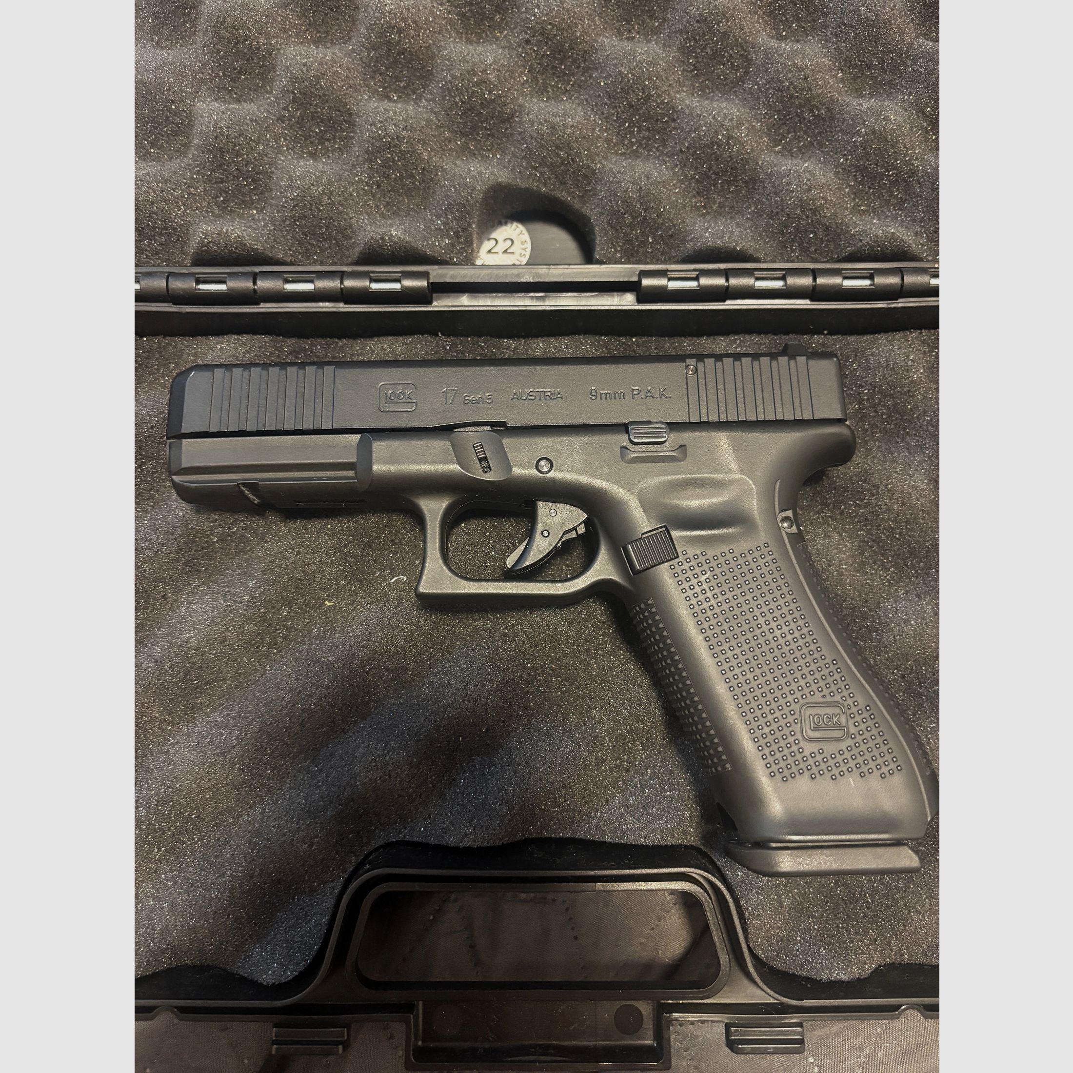 Glock 17 Gen 5 blank firing gun