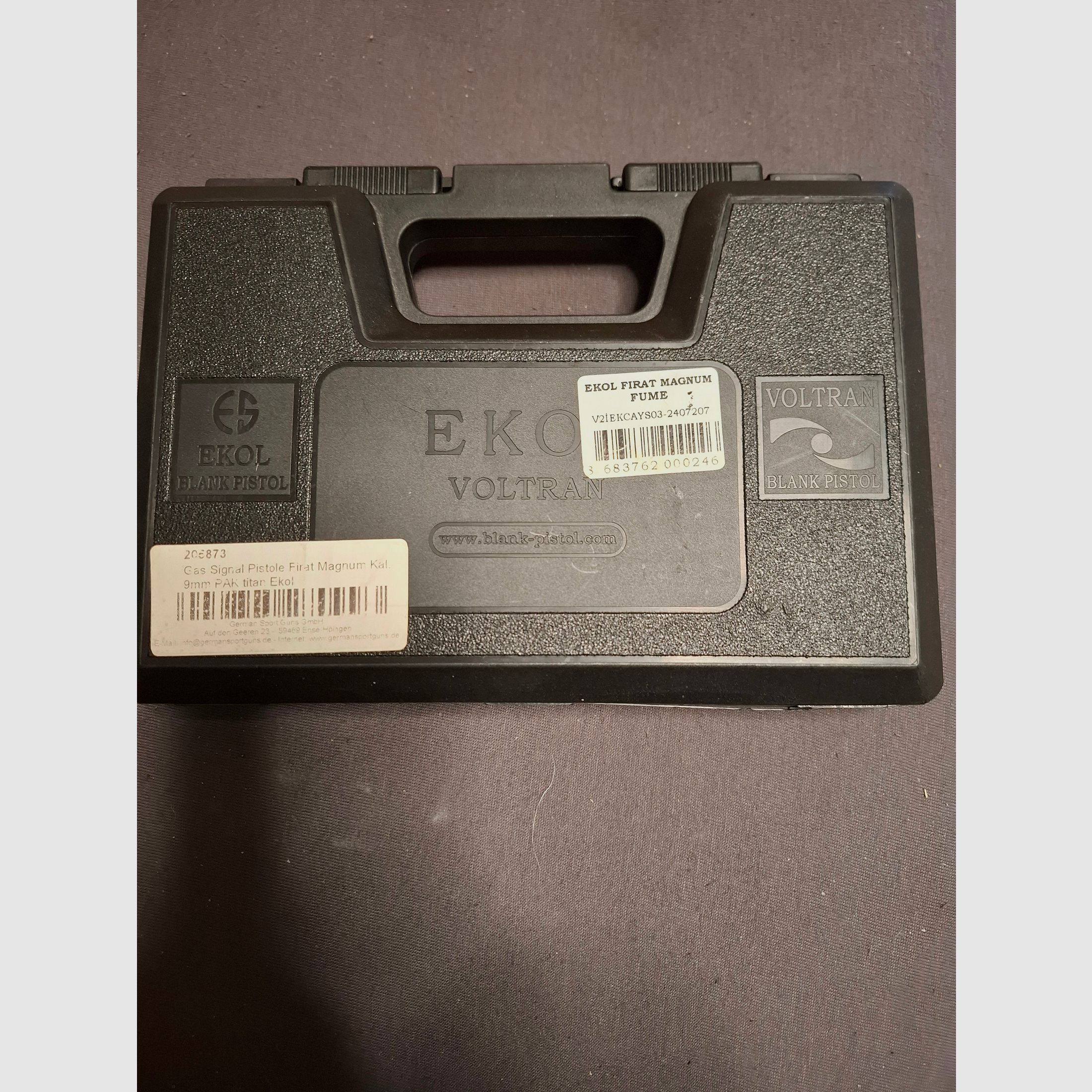 Ekol Firat Magnum Titan 9mm P.A.K. met munitie