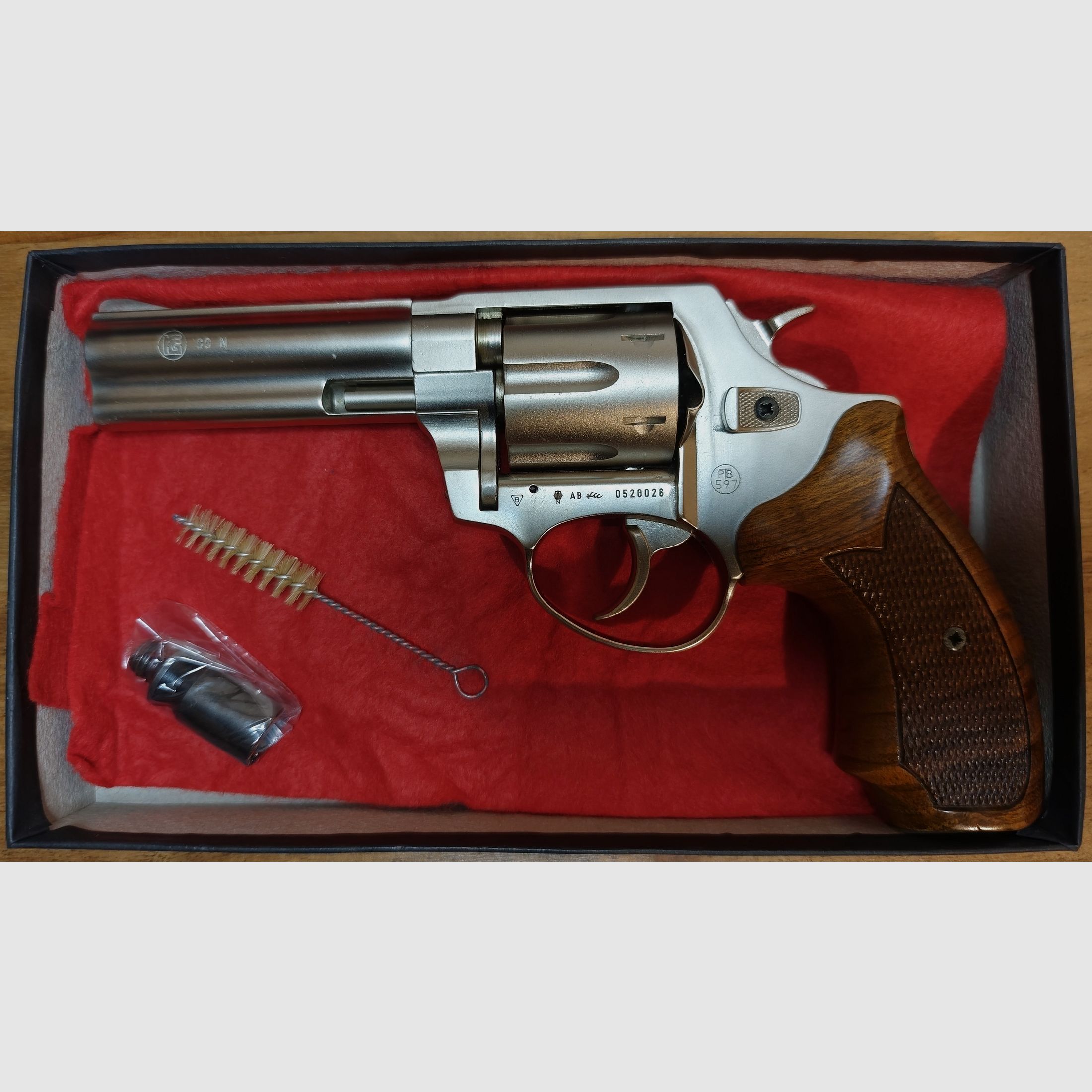 Röhm RG 99 N Nickel PTB 597 Very good condition original packaging! Cream piece!