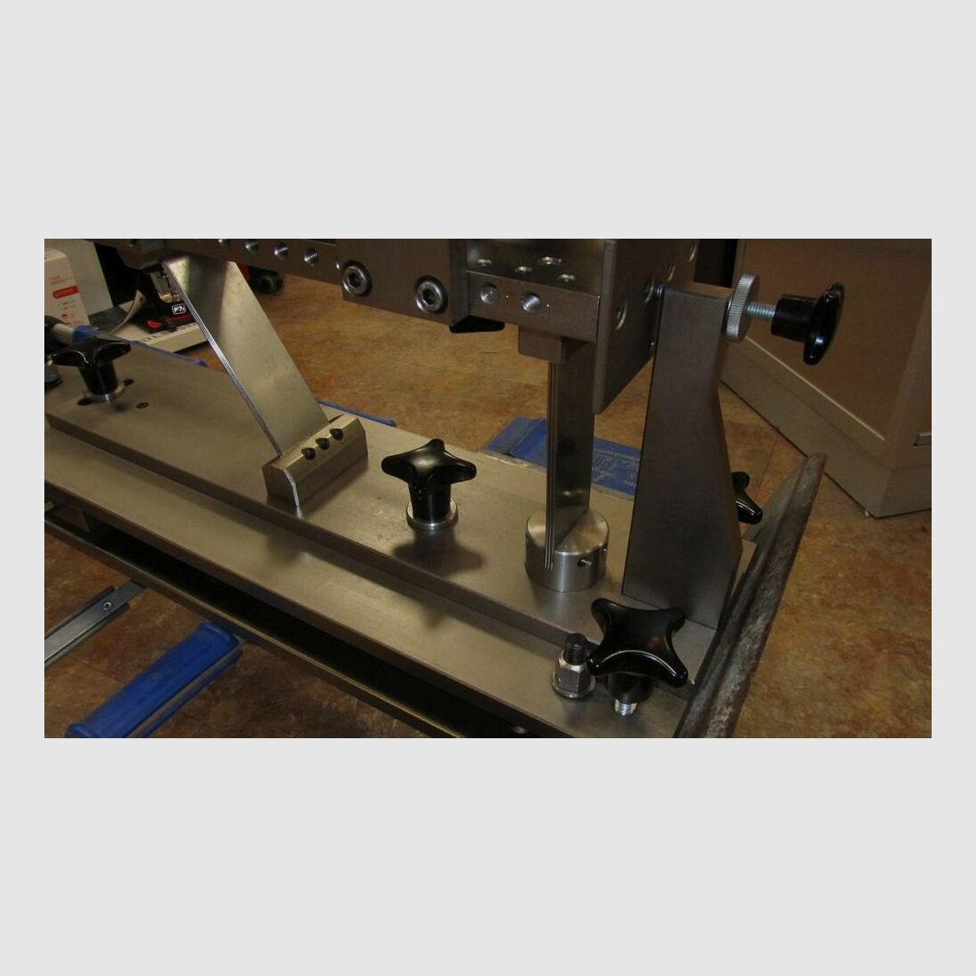 Briol stalowy stół strzelecki do testów amunicji, określanie grupy, .22 LR