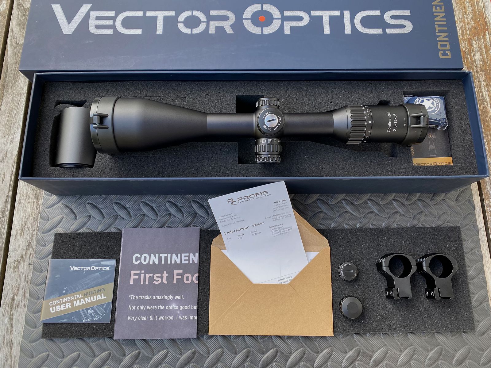 Vector Optics Continental 2.5-15x56 Hunting G4