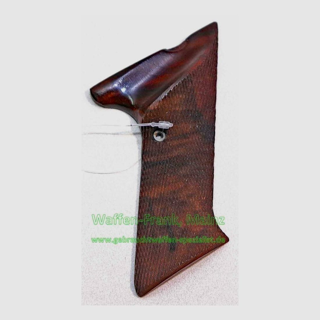 High Standard - USA Holzgriffschale m. Daumenaufl