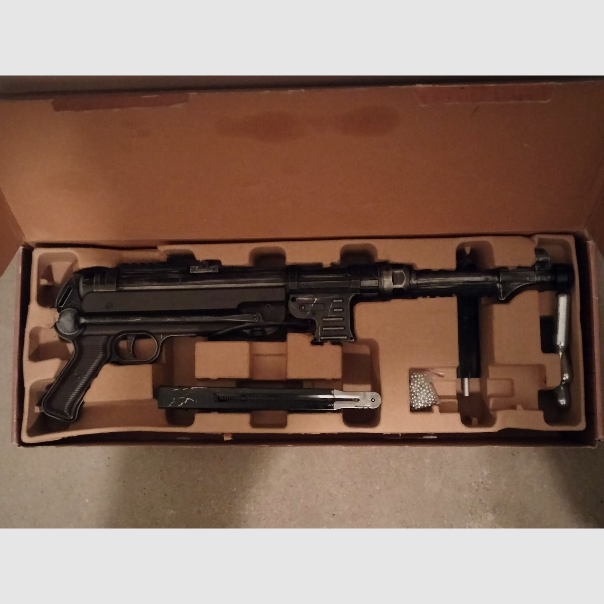 CO² MP40 4,5MM Stahl BB mit Blowback