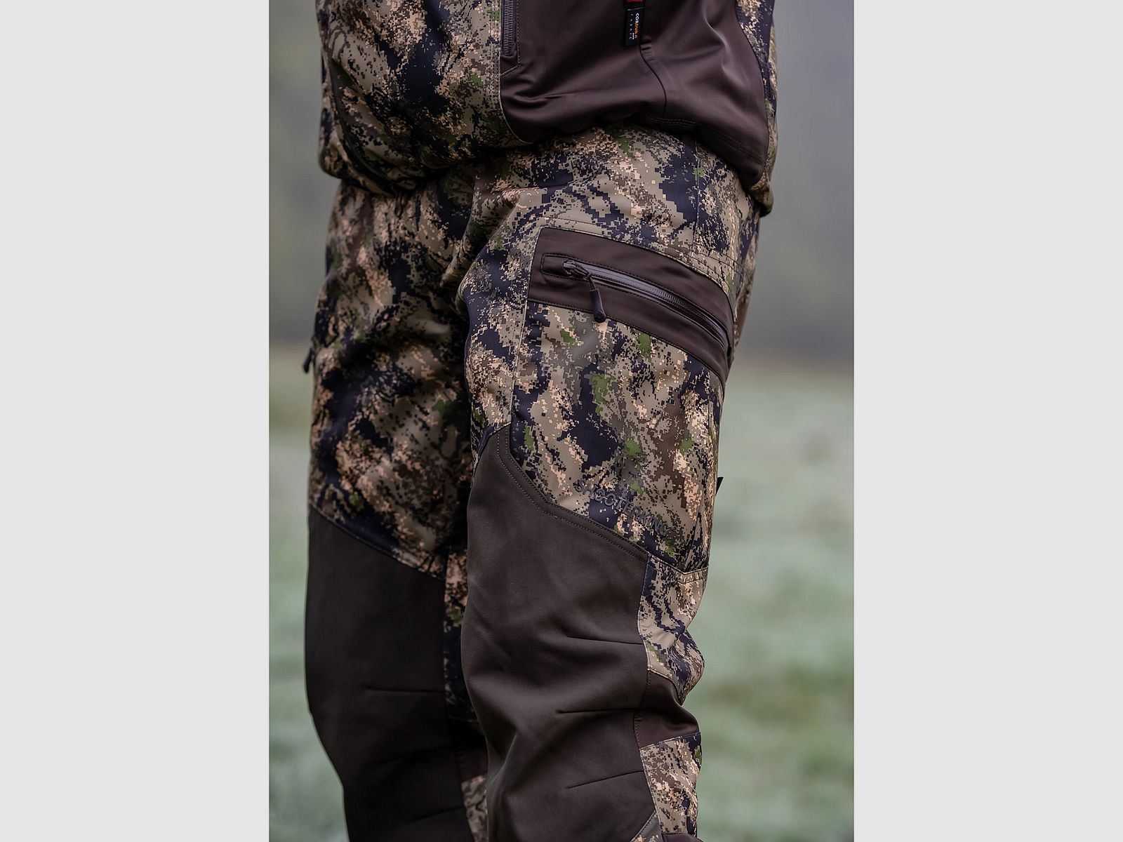 SHOOTERKING Huntflex Hose Digital Camo Forest Mist
