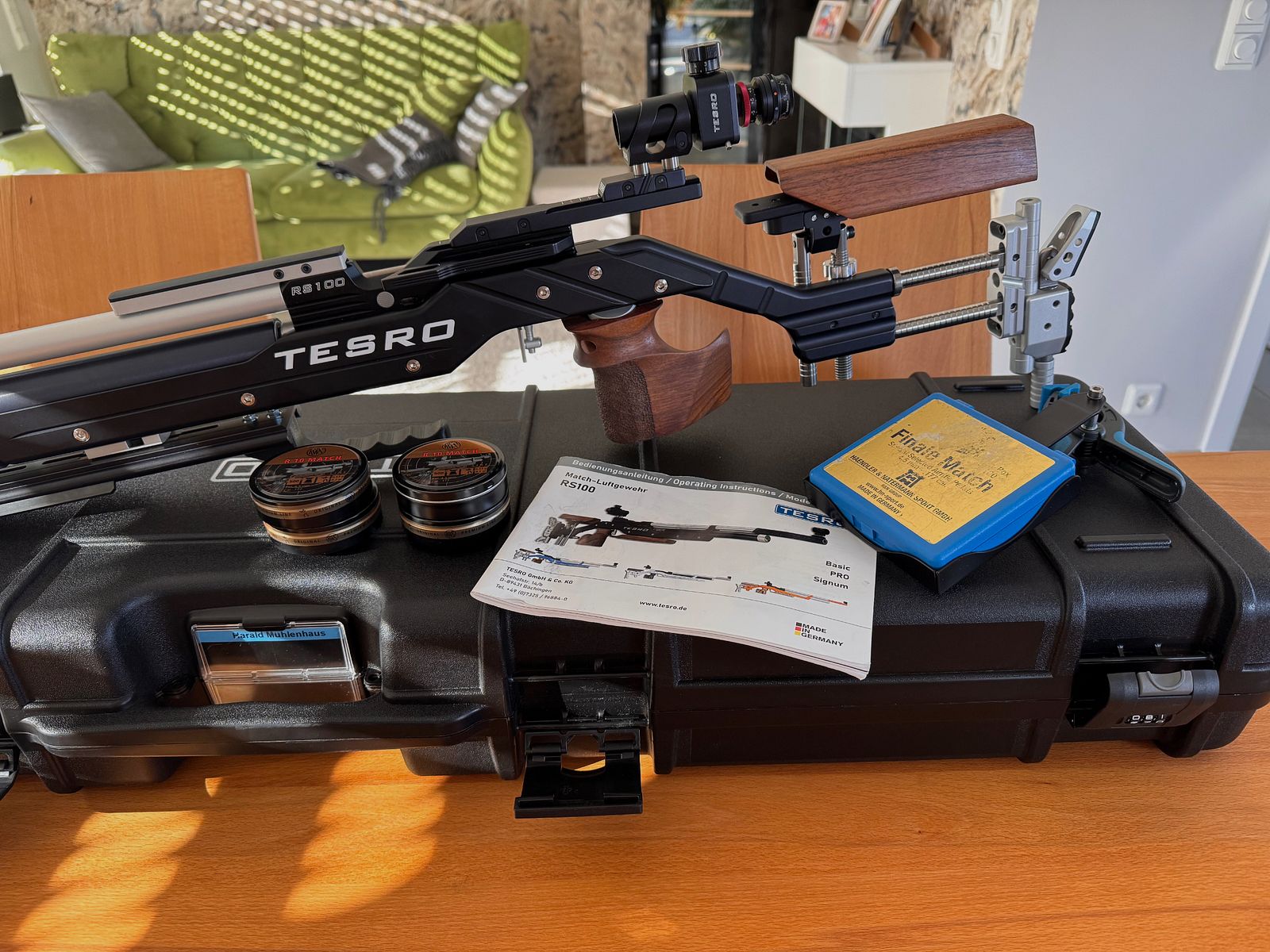 Match Luftgewehr TESRO Signum RS100 Schwarz.