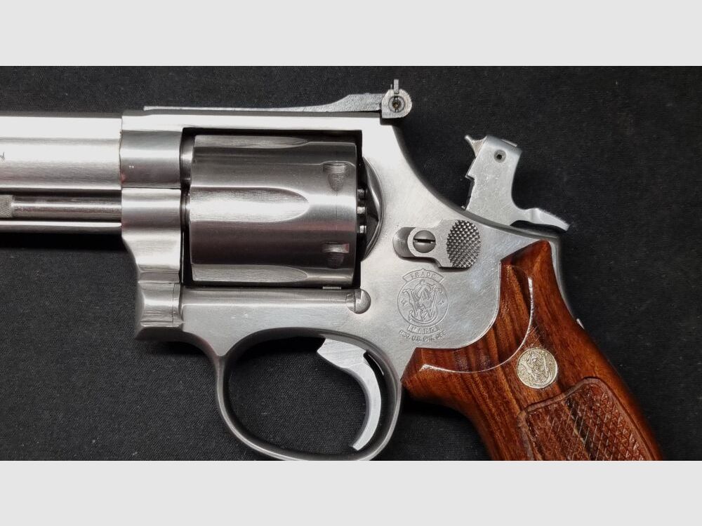 Smith & Wesson (S&W) 686-3