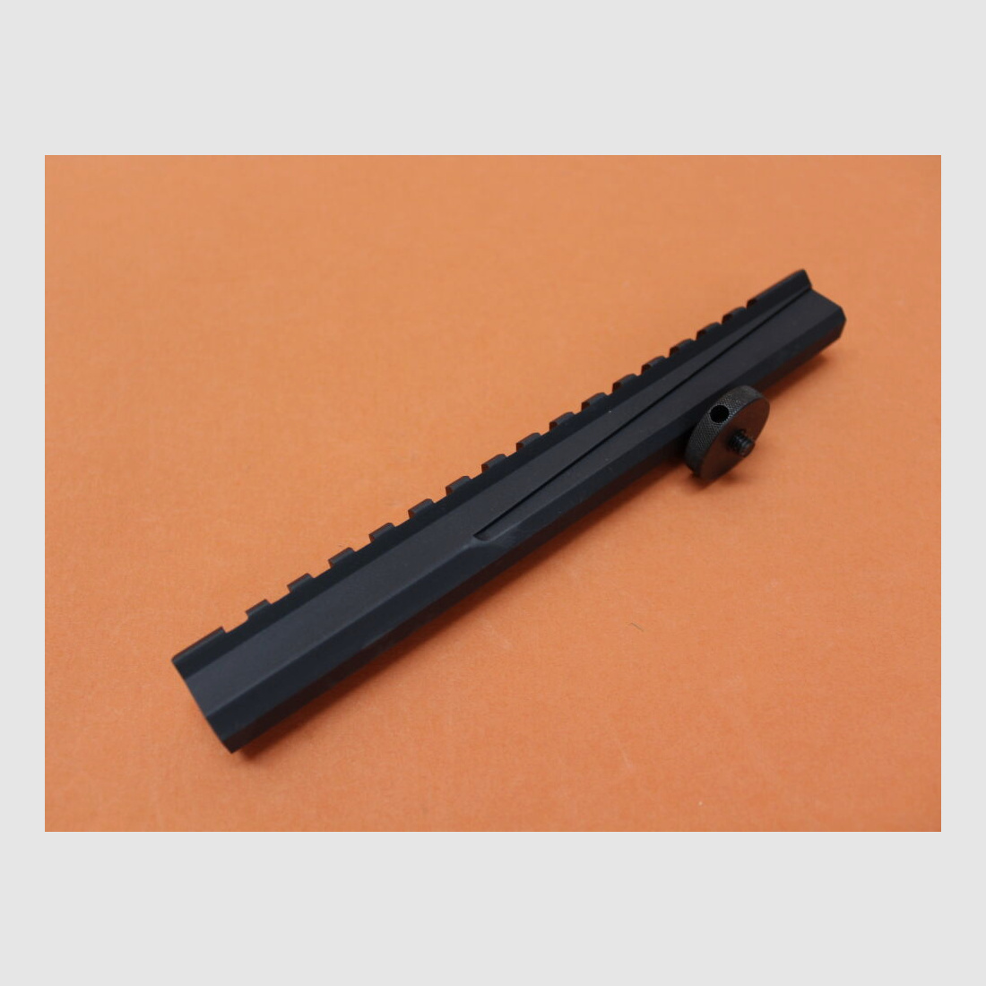 UTG - Leapers AR-15: Montaje de mango de transporte UTG 190mm (MNT-991T) Alu negro con perfil Picatinny Diseño See-Thru