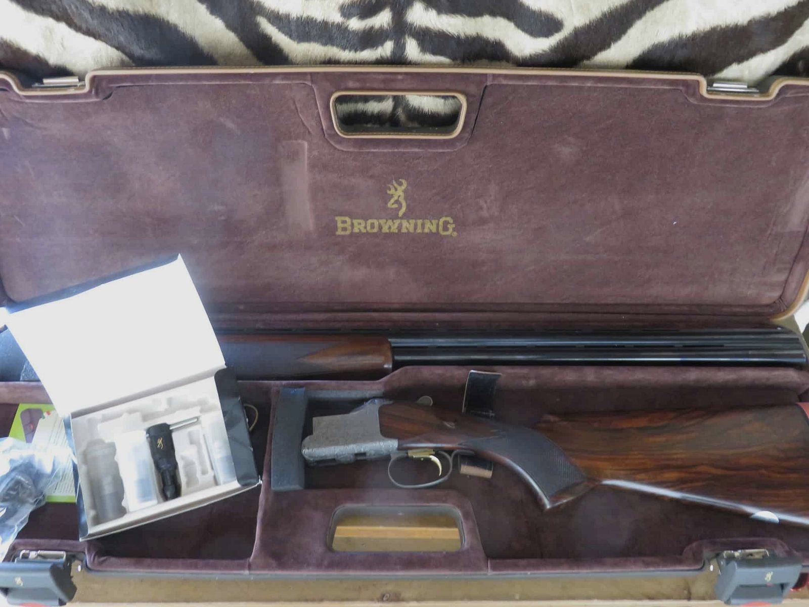 Fusil BROWNING B525 Sporter Prestige cal.20/76 canons 76 cm 5 chokes – mallette Opaline, image 13 sur 13