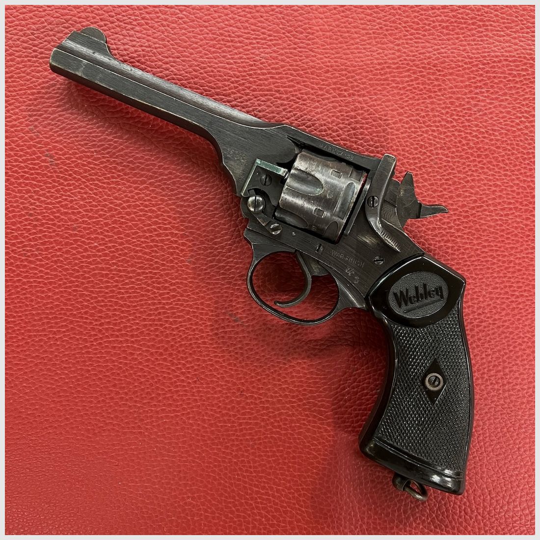 Webley Mark IV (4) Kriegsfinish, Bild 1 von 7