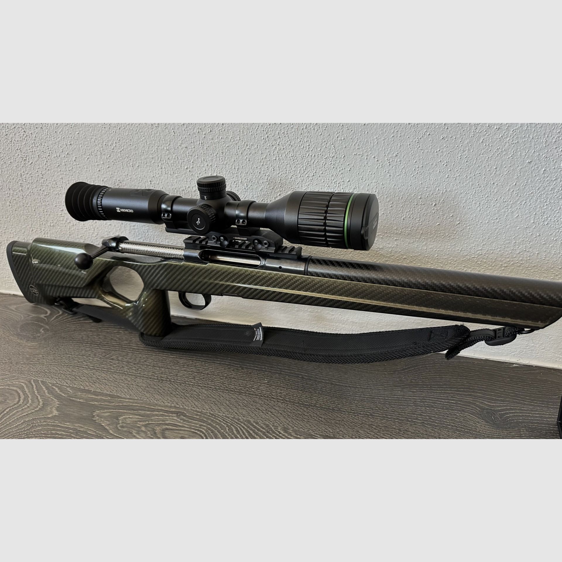 FBT Revolution für Tikka T3x Lite inklusive Schalldämpfer FBT INA OBS 32 sowie ATN X-Sight 4K Pro 5–20x Zielfernrohr