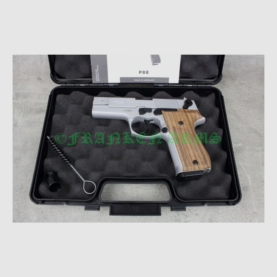 Umarex Walther P88 Compact 9mm P.A. vernickelt Holzgriffschalen
