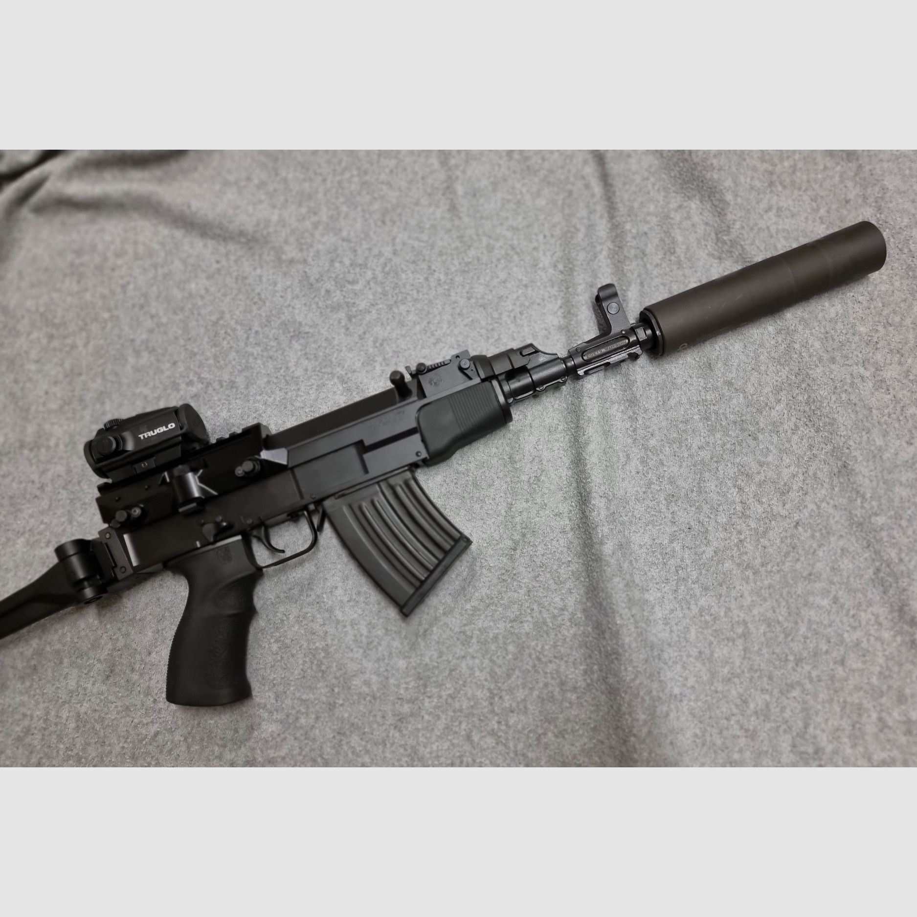 CSA VZ58 Sporter - cal. 7,62x39 - kompakte Büchse - mit Zubehör und Red Dot