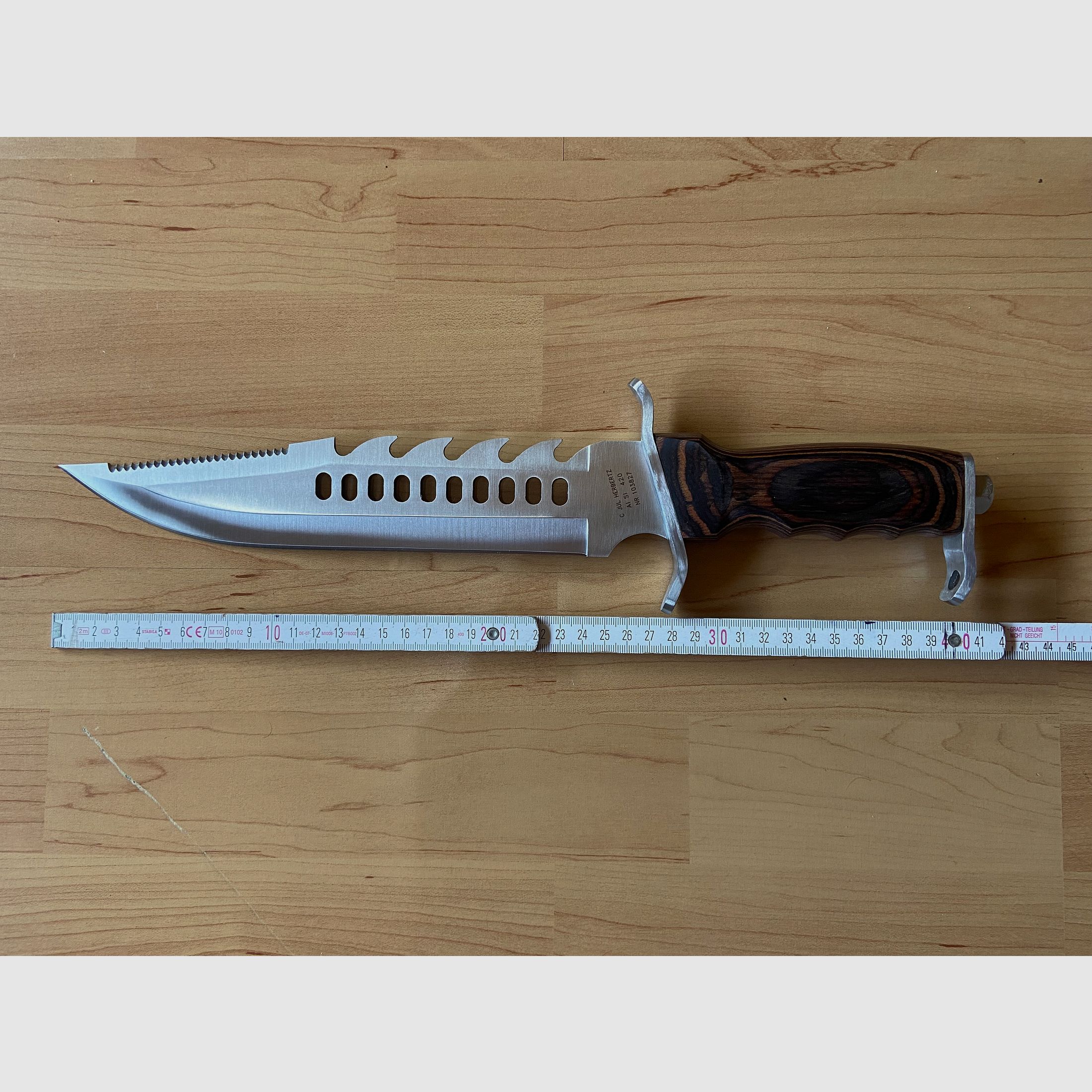 Herbertz Mega Bowie con dentatura seghettata