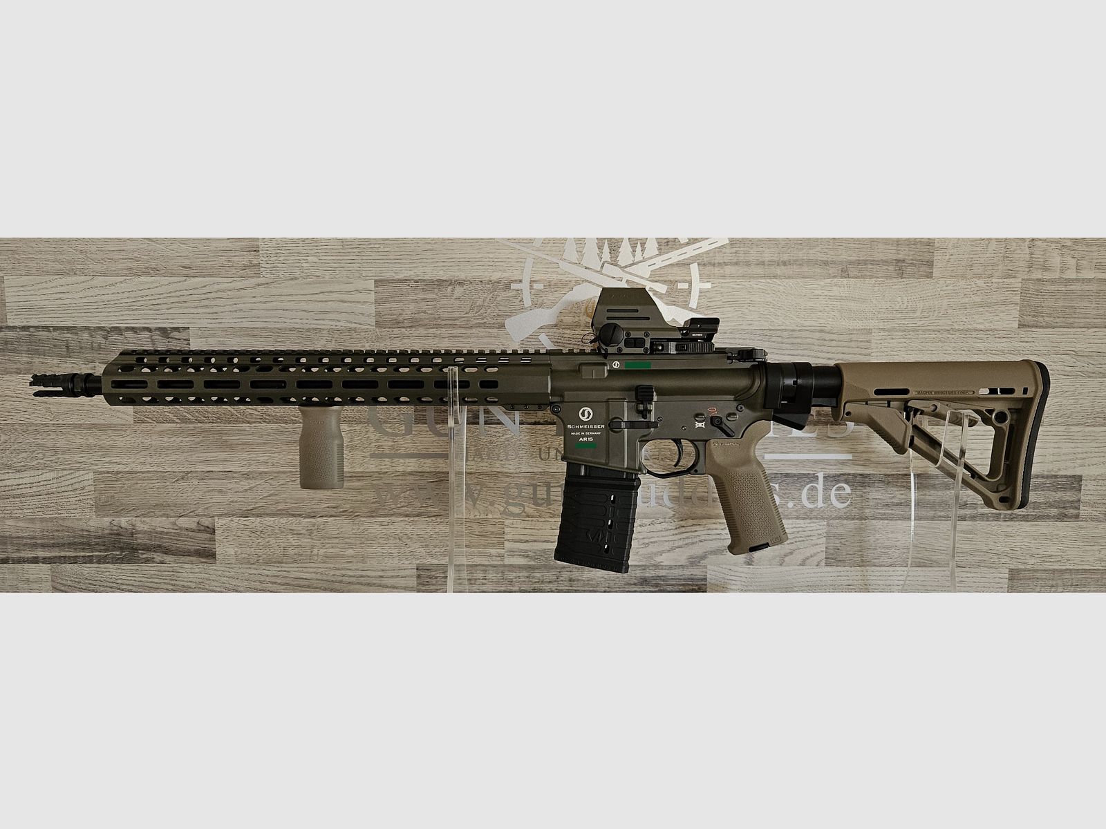 Schmeisser AR15 M5FL Sondermodell MAGPUL 16,75" OD Green .223Rem mit Zieloptik - versandkostenfrei ! - Neuware vom Fachhandel