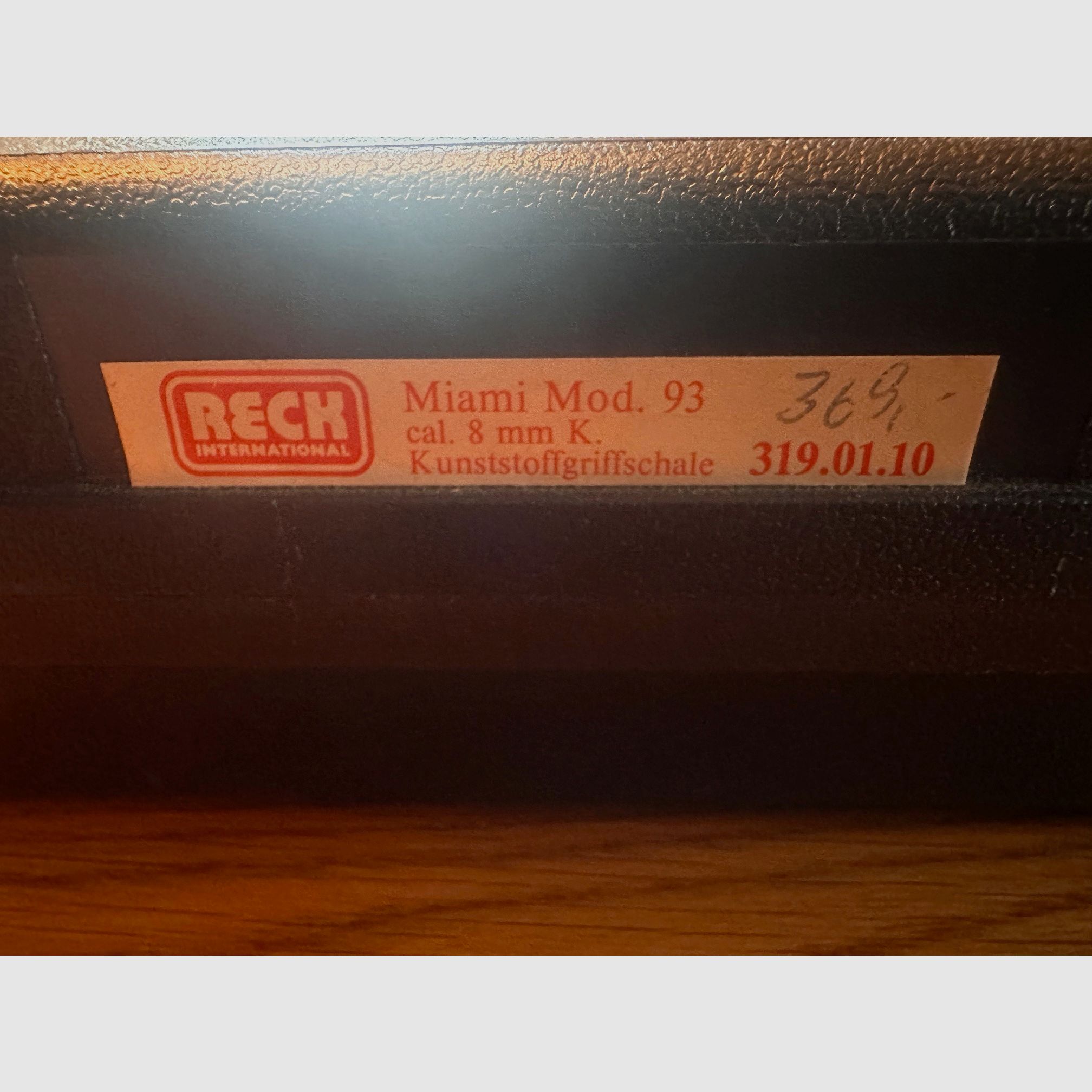 Reck Miami 93R 8mm Knall mit seltenen originalen Holzgriffschalen OVP Maschinenpistole (Nachbildung)