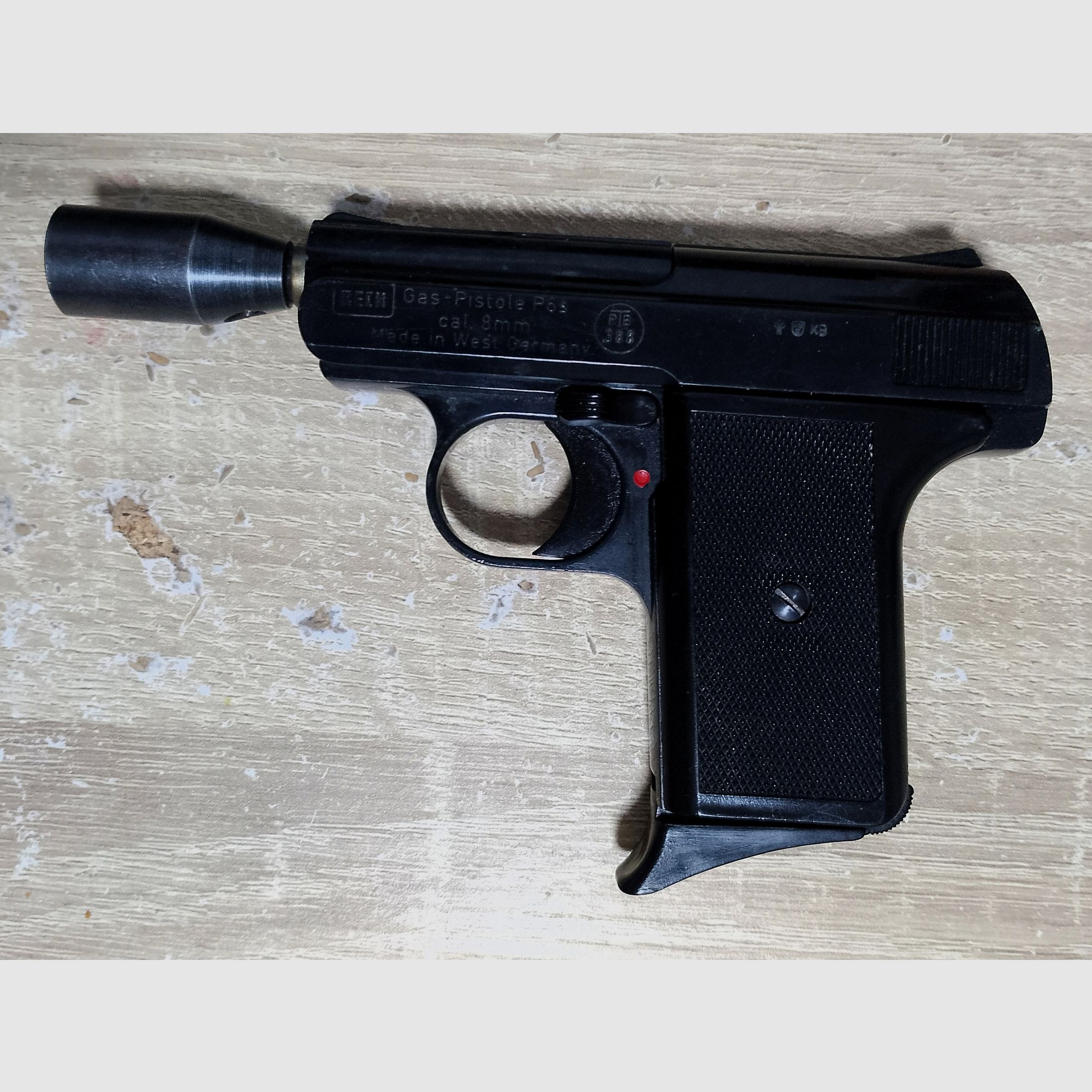 Reck Gaspistole P6s im Kaliber 8 mm Knall mit Abschussbecher/ PTB 388, Bild 2 von 7