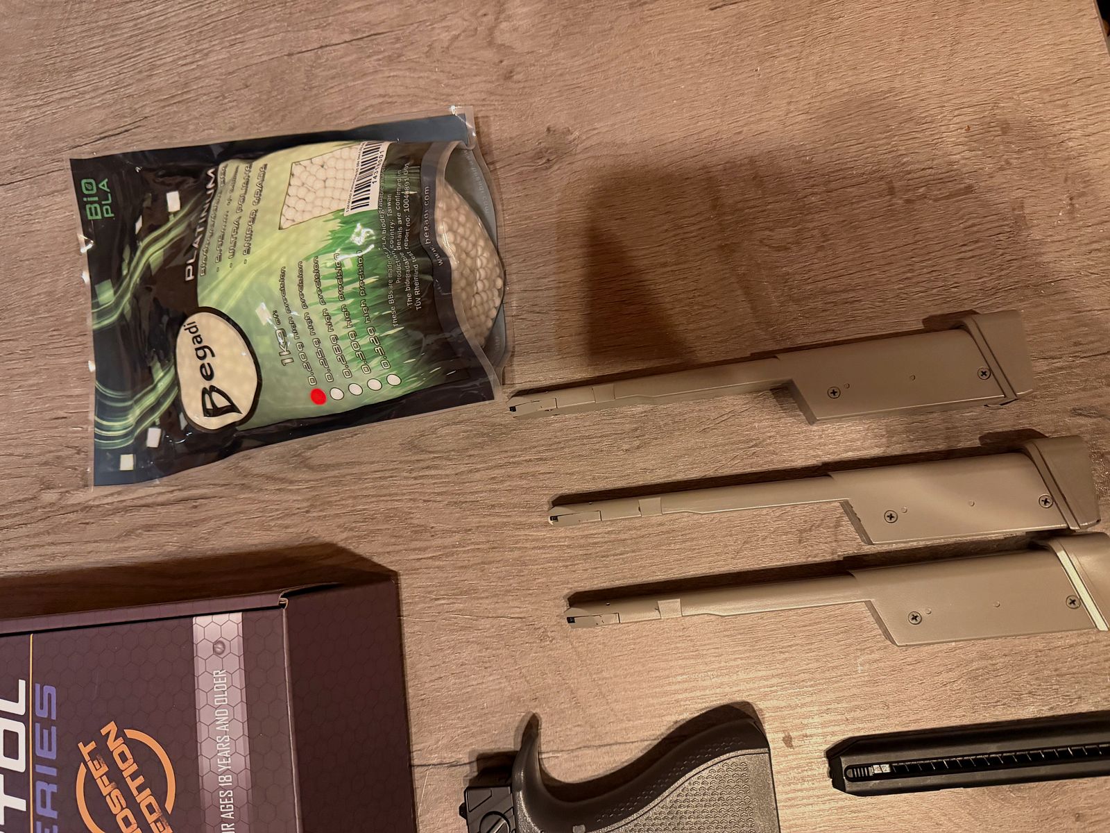 Begadi/Cyma CM.131A Gen 5.5 AEP incluant 3 chargeurs haute capacité Airsoft