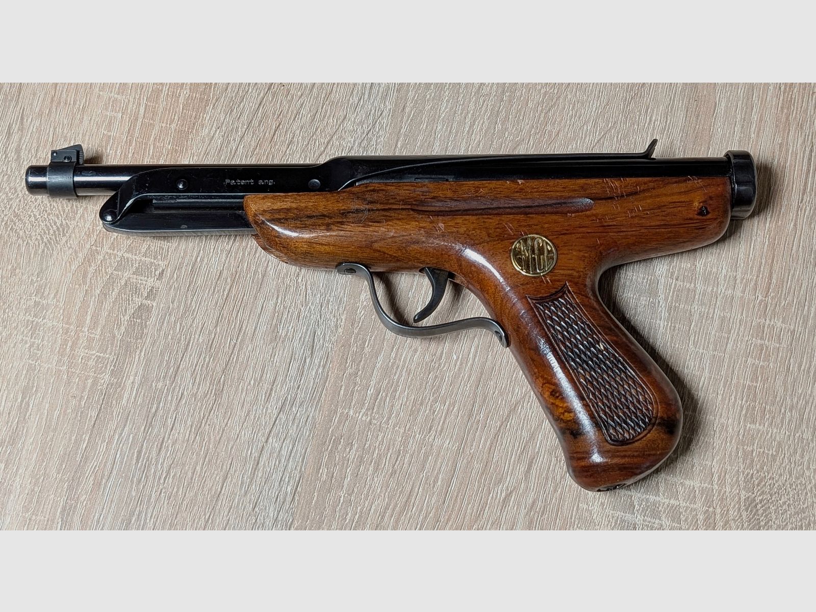 Pistola de fogueo EMGE ZENIT