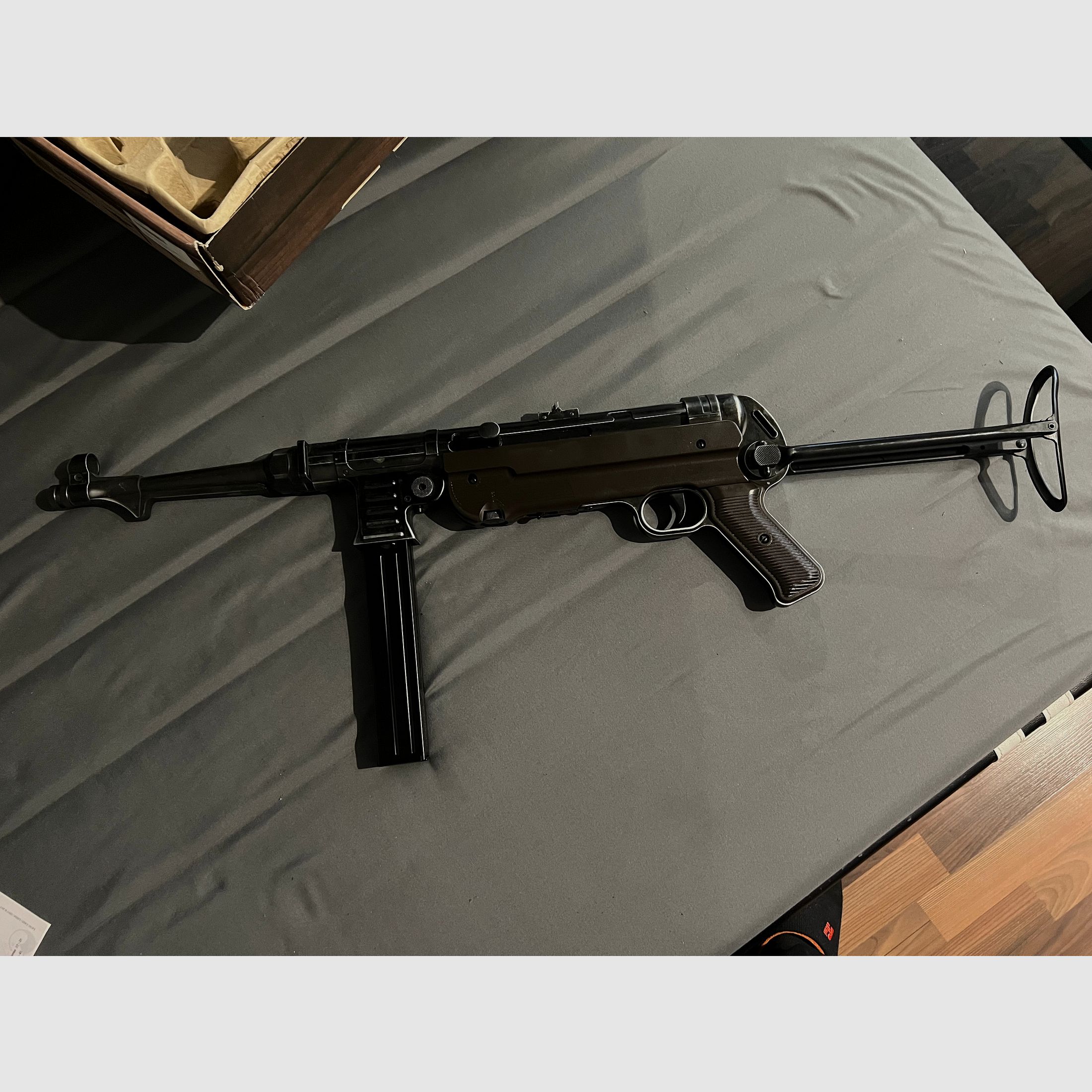Sprzedam Umarex Mp40 Legends Co2