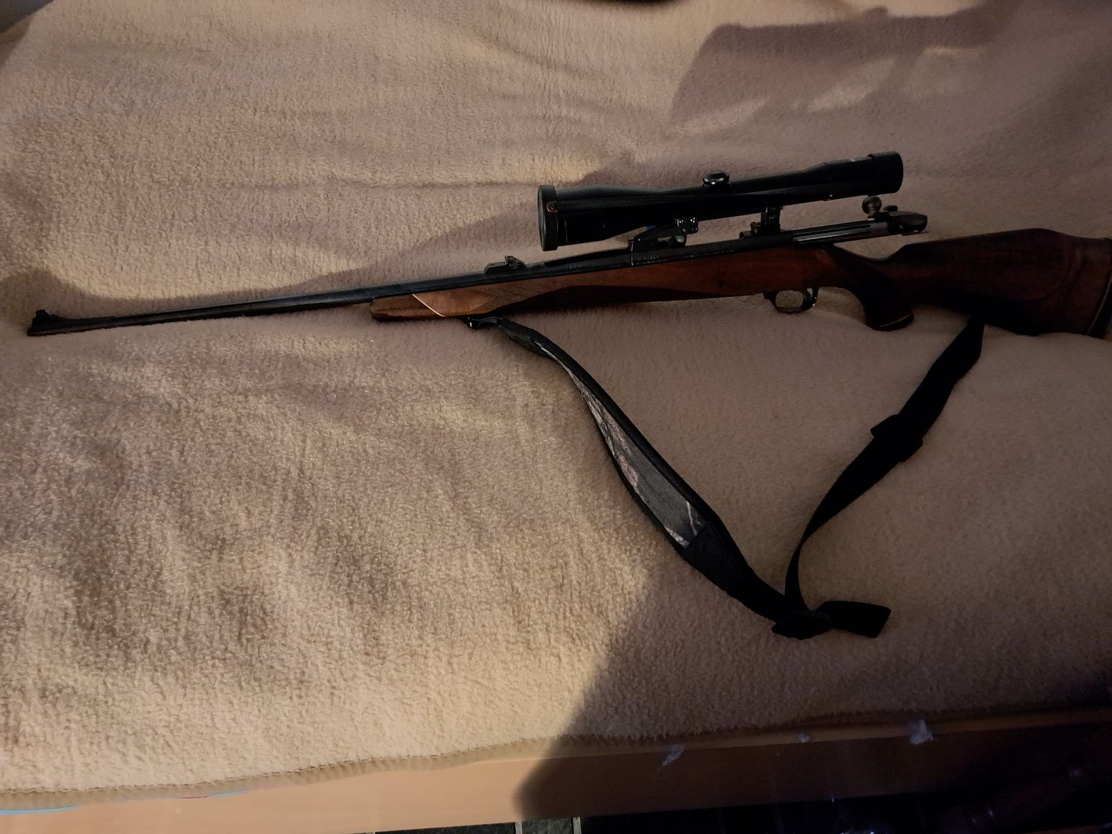 ⁷Weatherby Mark V  /  Kal. 8x68 S