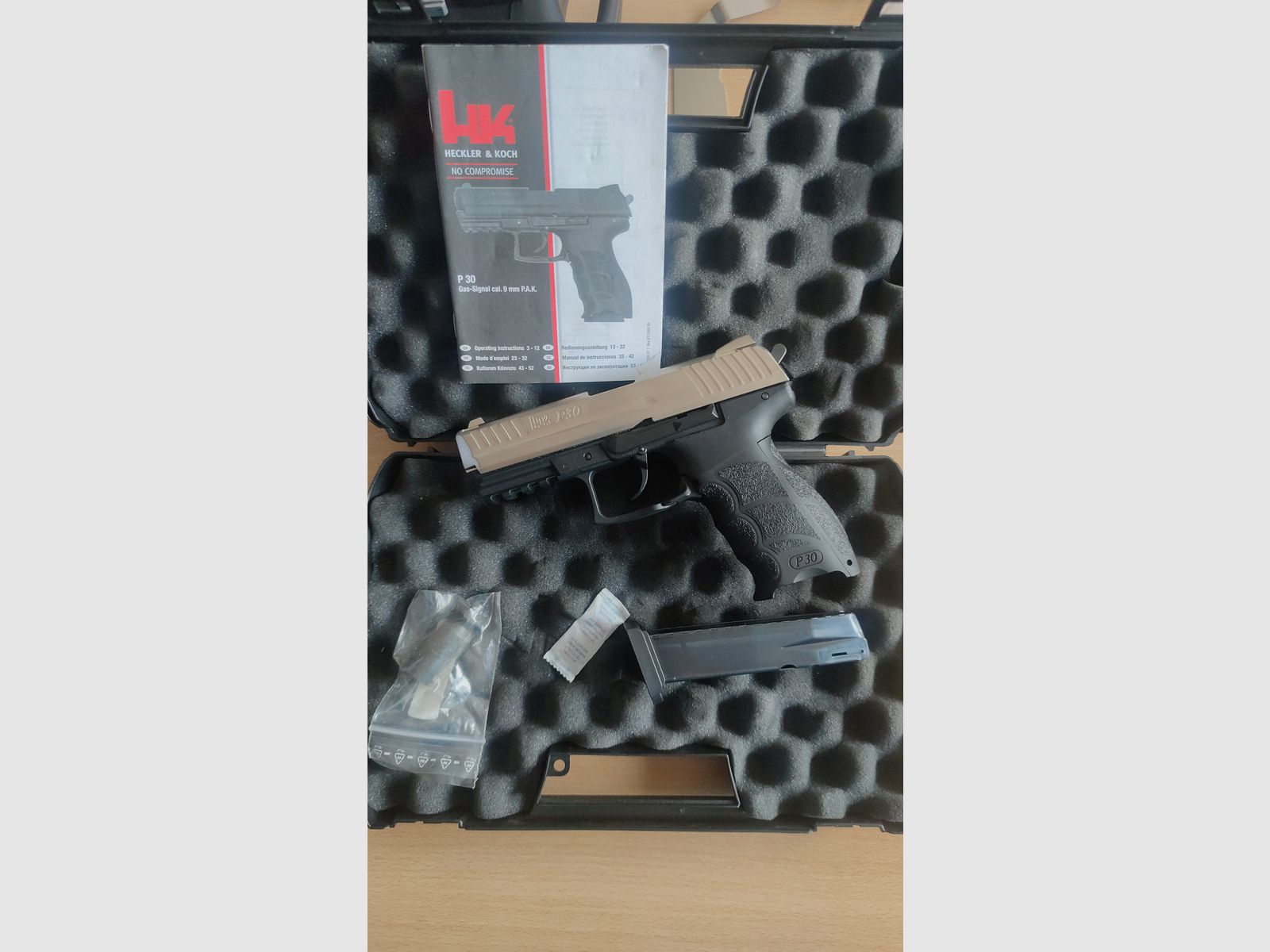 Heckler & Koch P30 Steel Finish 9 mm PAK 