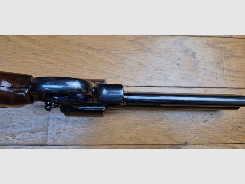 KOMMISSIONSWARE – Wunderschöner Colt Python 357 Magnum – Lauf 6 Zoll – Anfängerwaffe von 1980 in Spitzenfinish – Sehr wenig geschossen – Hervorragende Gelegenheit – Zustand mehr als ausgezeichnet – TBE++, Bild 9 von 20
