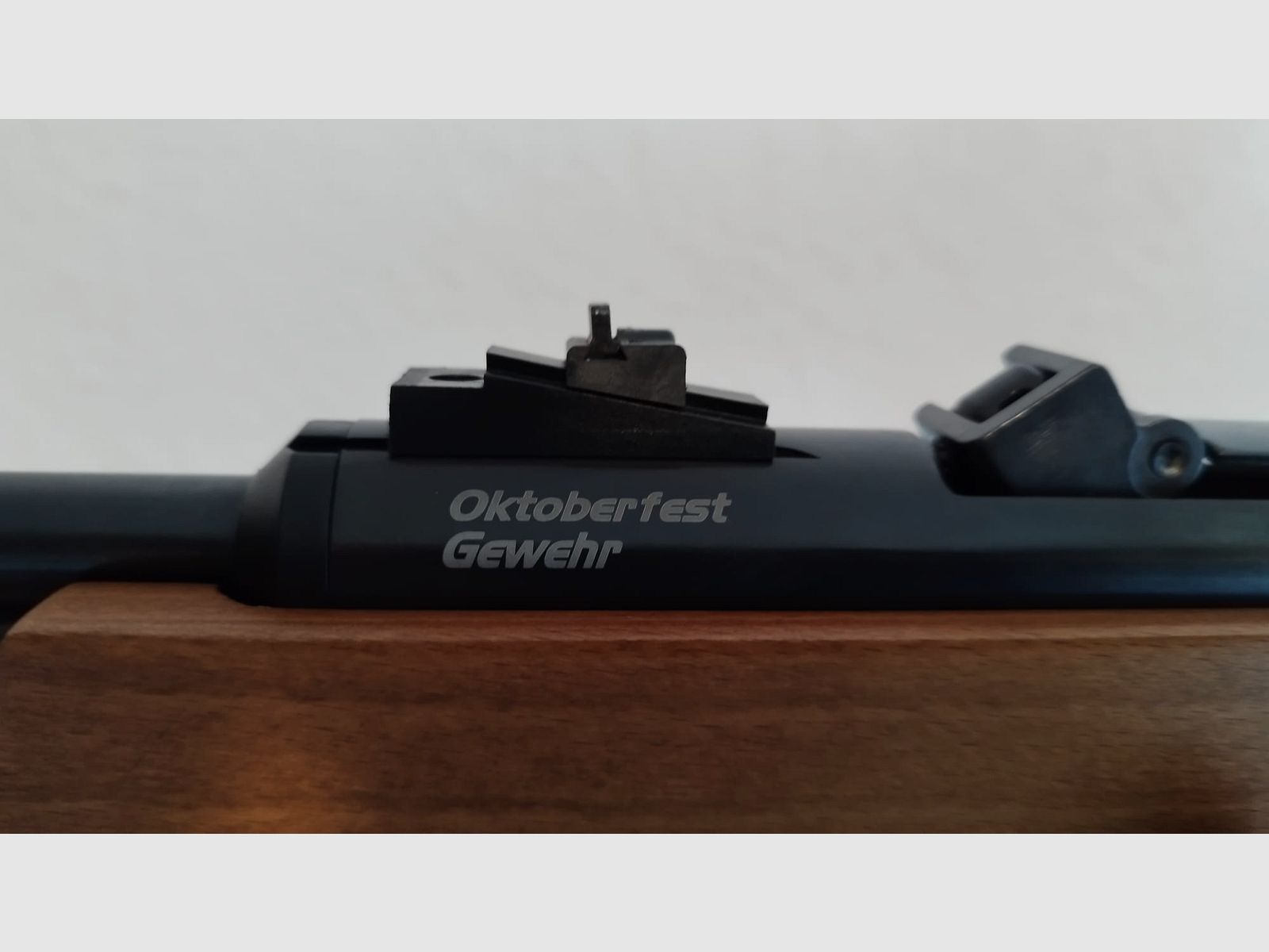 Diana Oktoberfest Luftgewehr 4,4mm BB mit Zubehör