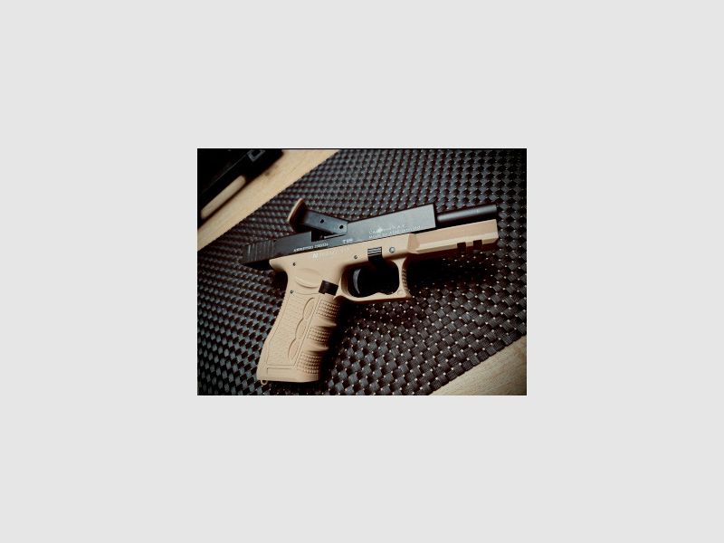 Zoraki 917 Desert TAN pistolet à blanc 9 mm P.A.K. PTB 1023 avec mallette