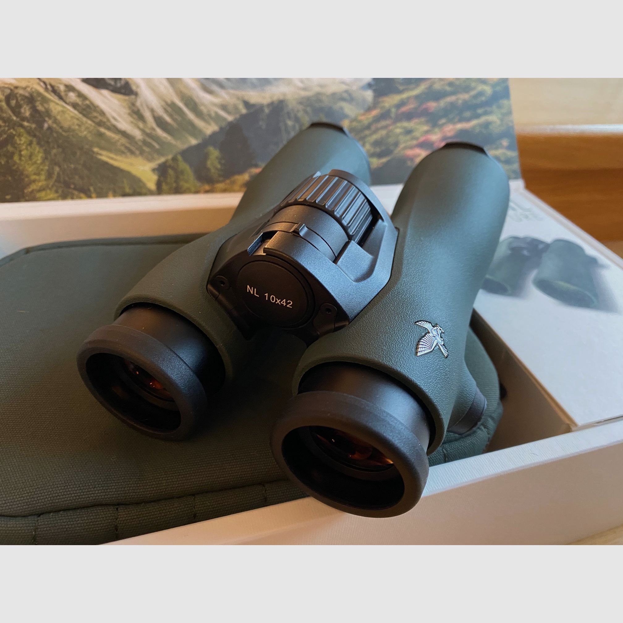 Swarovski NL Pure 10x42   Nuevo disponible de inmediato