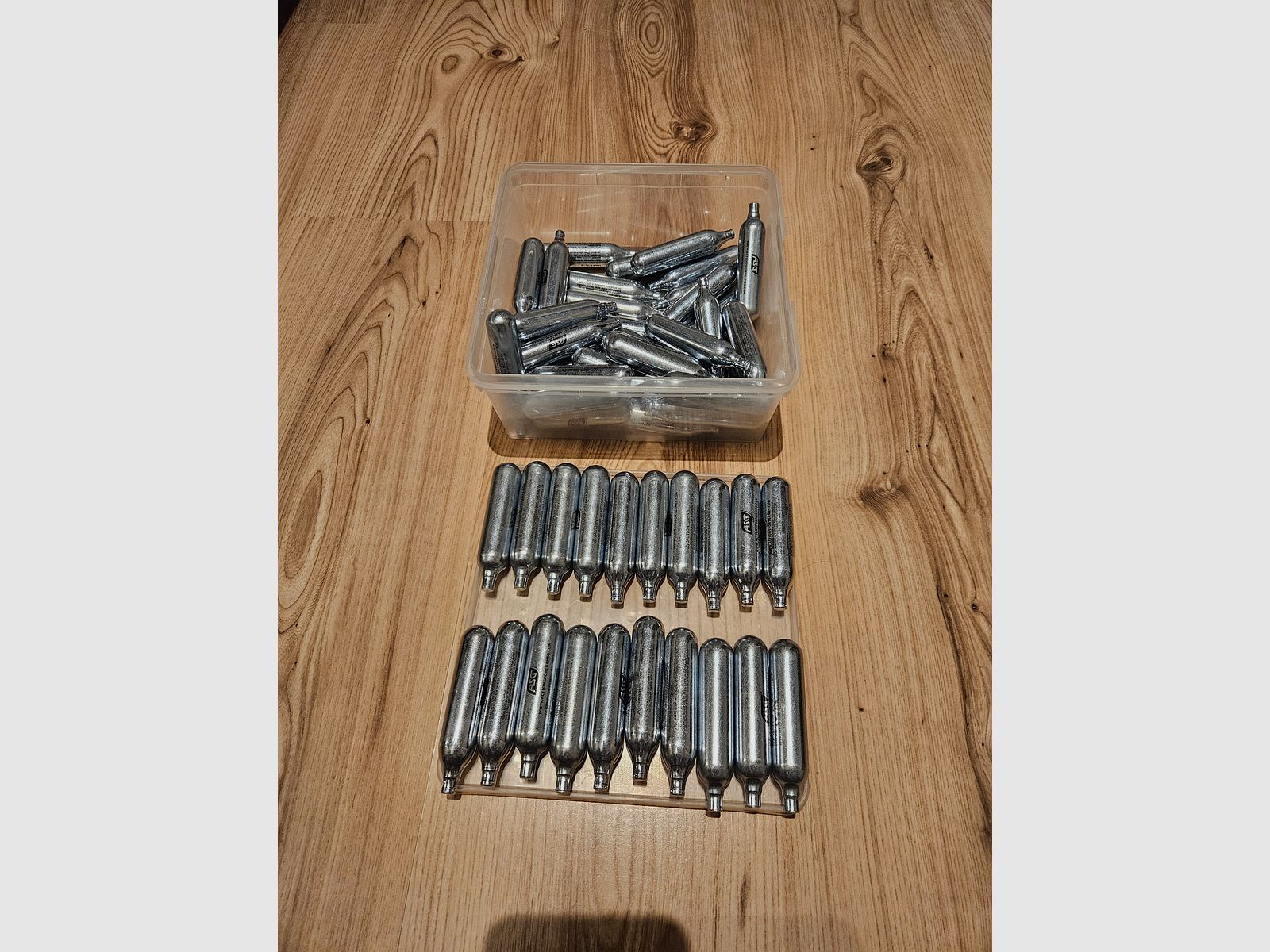 Walther CP 88 + munición + cápsulas de CO2 + caja de captura de balas + 2x cargadores