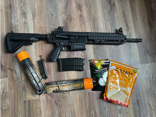 VFC HK417D GBB con aproximadamente 3900 BBs y gas de Airsoft
