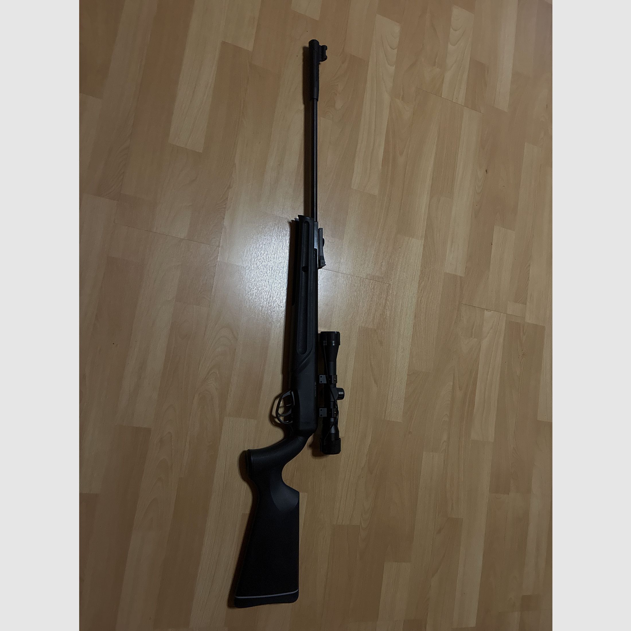 Luchtgeweer met scope, schijven en munitie te koop