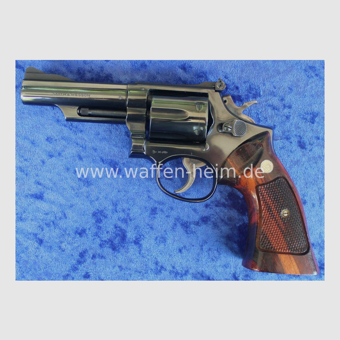Smith & Wesson 19 - 3 / 4"