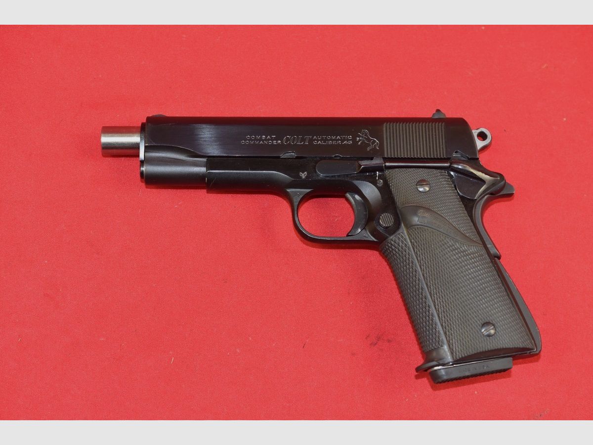 #8333 Pistolet Colt Combat Commander, cal. 45ACP, image 1 sur 18