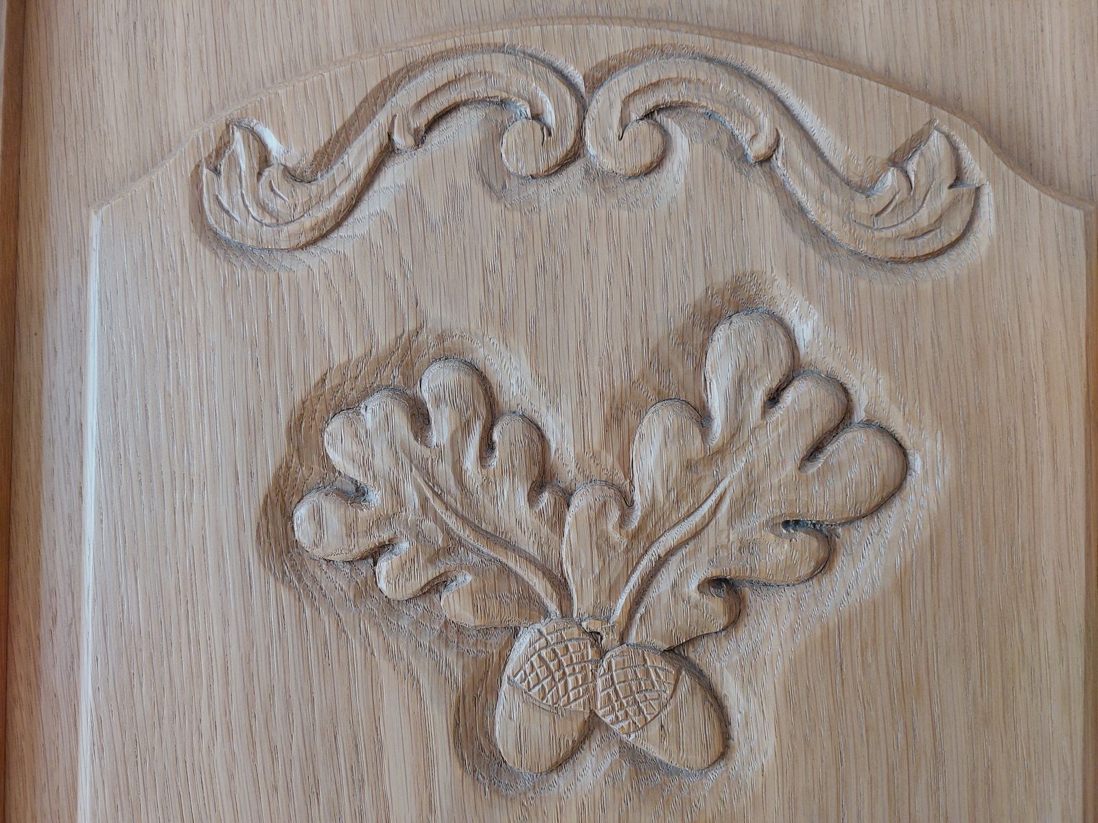Jagdschrank Waffenschrank Schrank Eiche hell massiv Landhaus-Stil 180x140x55cm ggf. mit Tresor