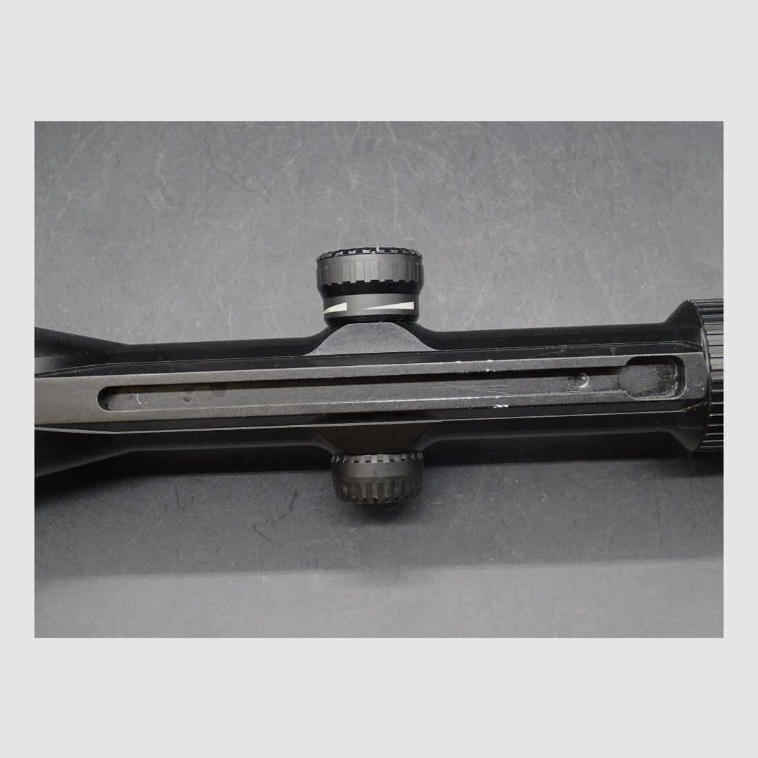 Zeiss Victory Varipoint M 3-12x56 T* Leuchtpunkt und Innenschiene Victory Varipoint M 3-12x56 T*