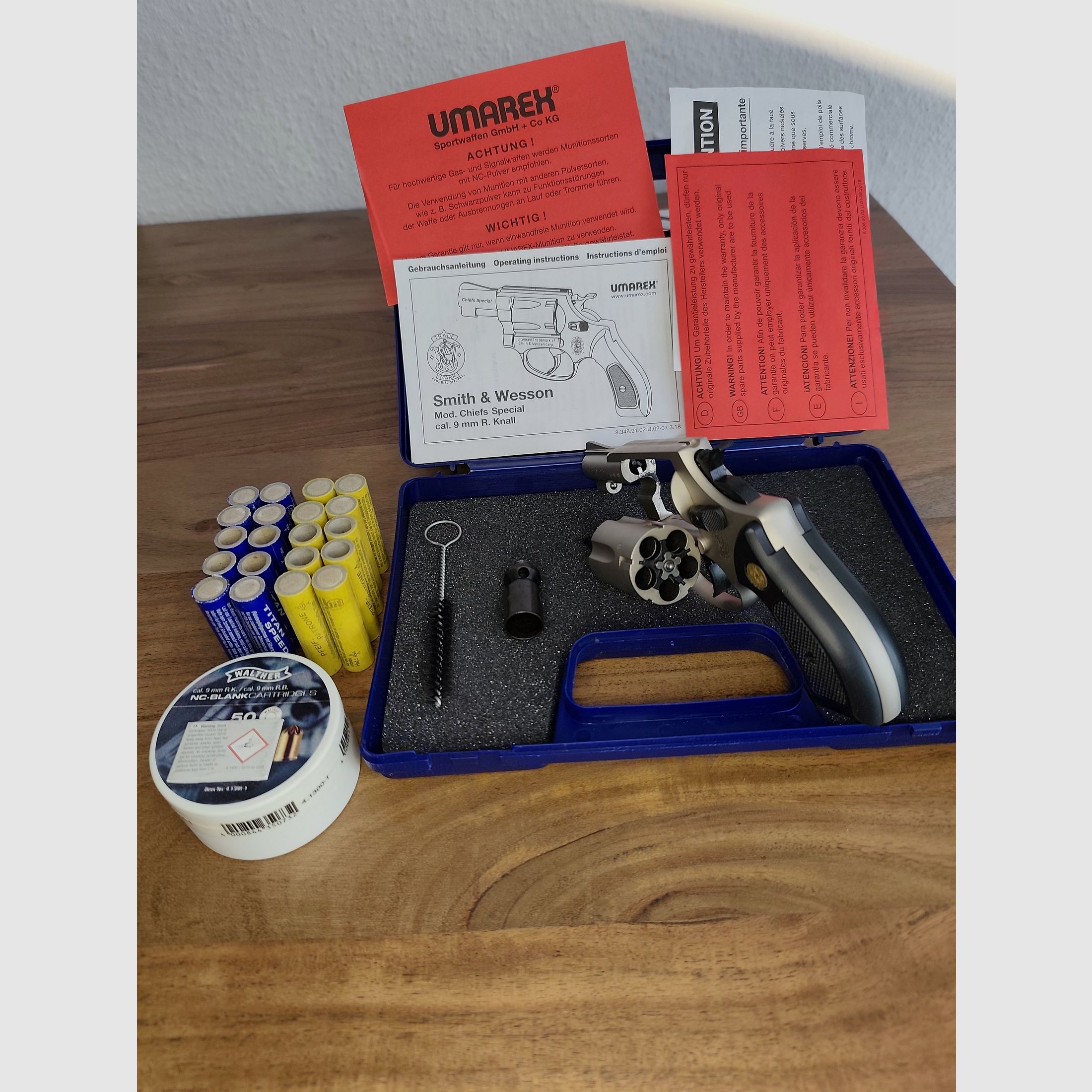 Smith & Wesson Chiefs Special Schreckschussrevolver Kal. 9mm R.K.