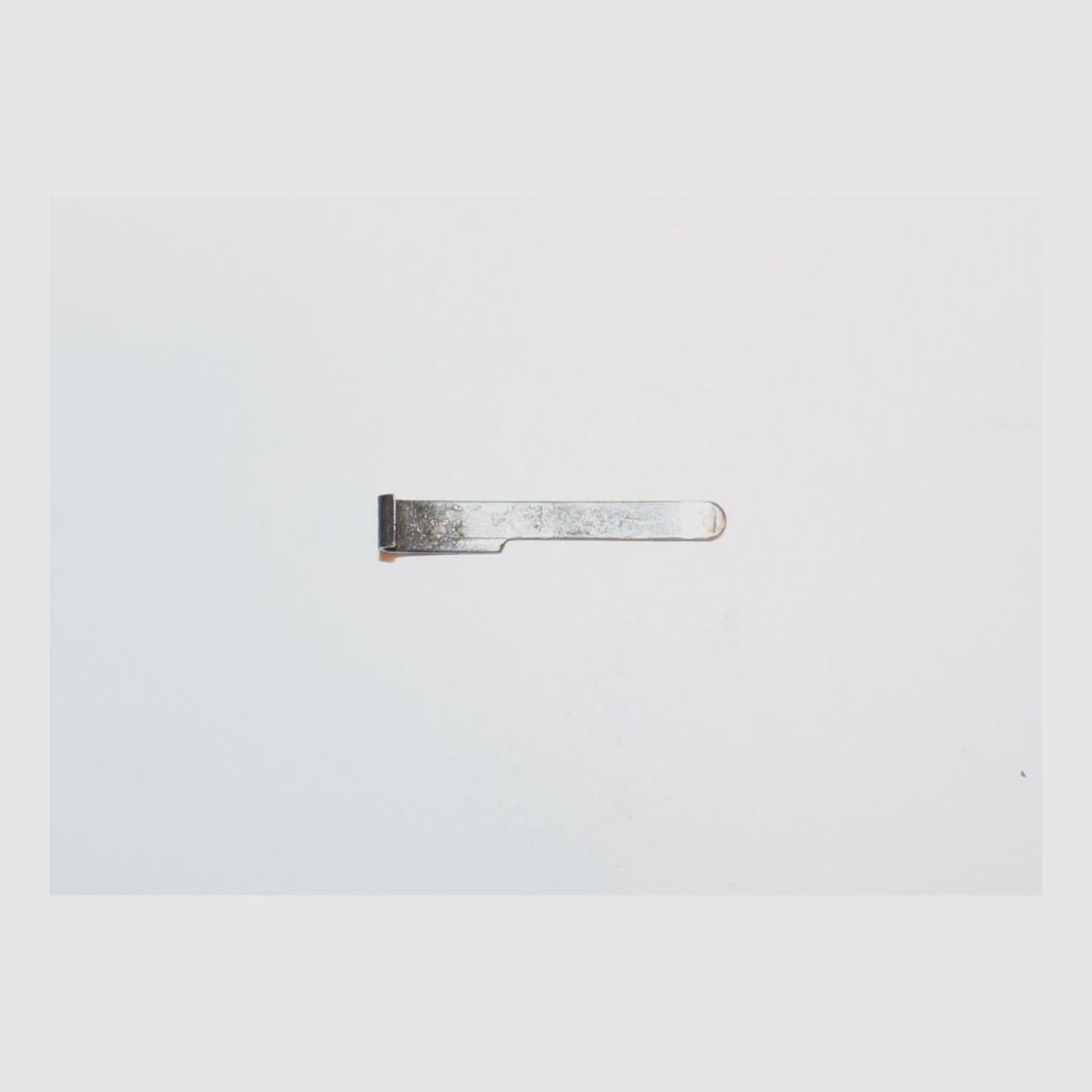 Fábrica de armas de Berna Usado resorte de retención del cierre para pistola de ordenanza suiza Parabellum 1906 Cal. 7,65mmPara P08, imagen 2 de 3